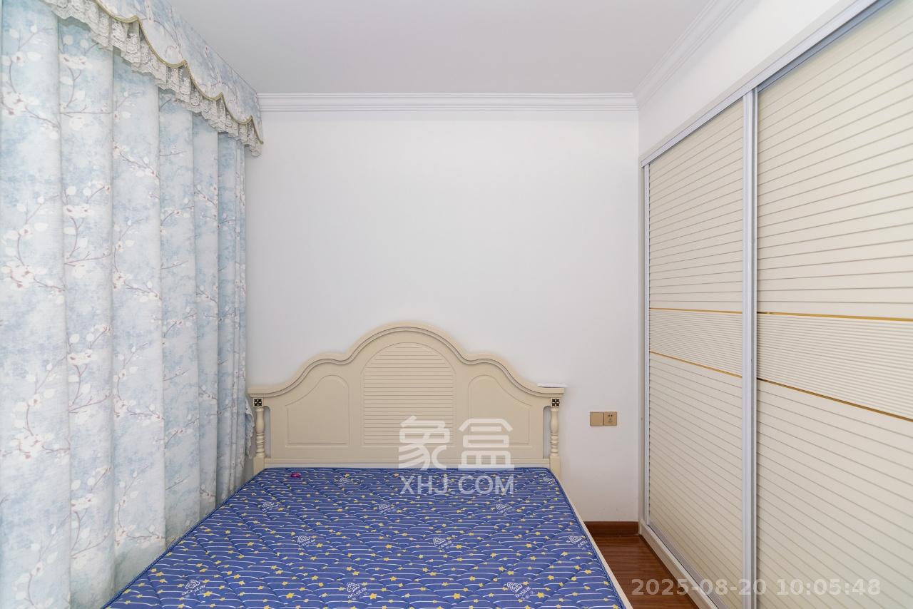 澳海澜庭  3室2厅2卫    2100.0元/月室内图