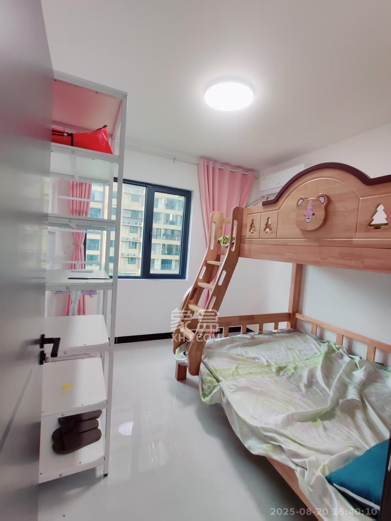 澳海澜庭  3室2厅2卫    2100.0元/月 澳海澜庭  3室2厅2卫    2100.0元/月室内图