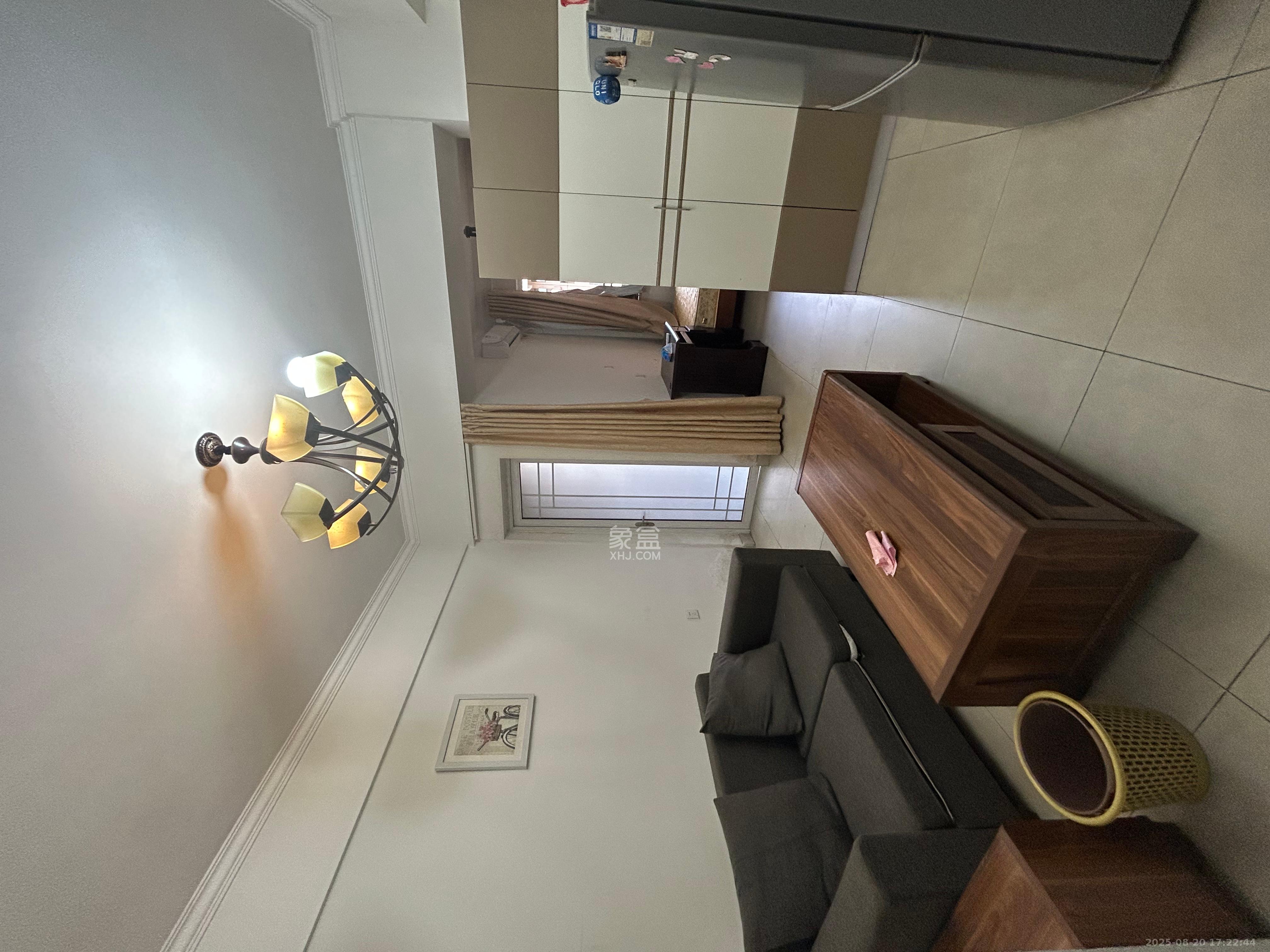 星城荣域  1室1厅1卫    1300.0元/月 星城荣域  1室1厅1卫    1300.0元/月室内图