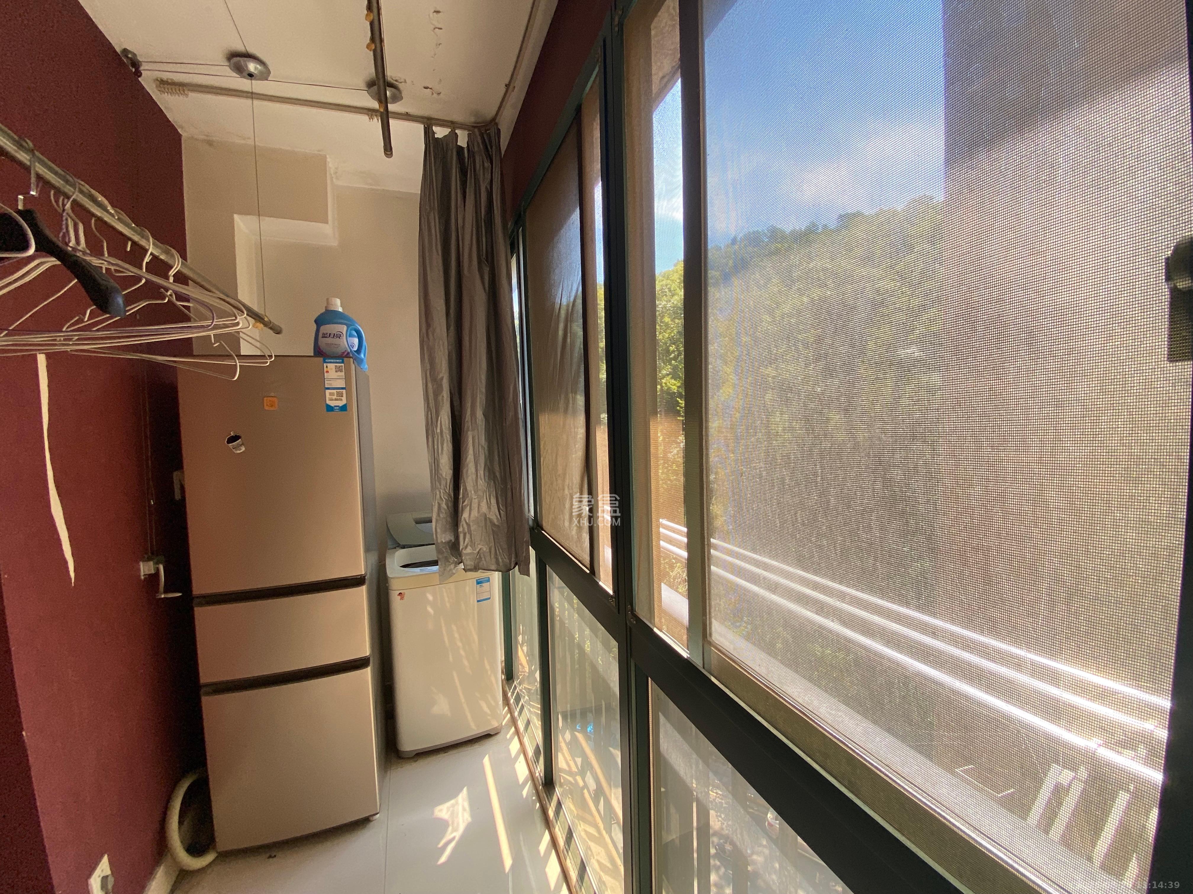 共和世家 2室2厅1卫 1900.0元/月 共和世家 2室2厅1卫 1900.0元/月室内图