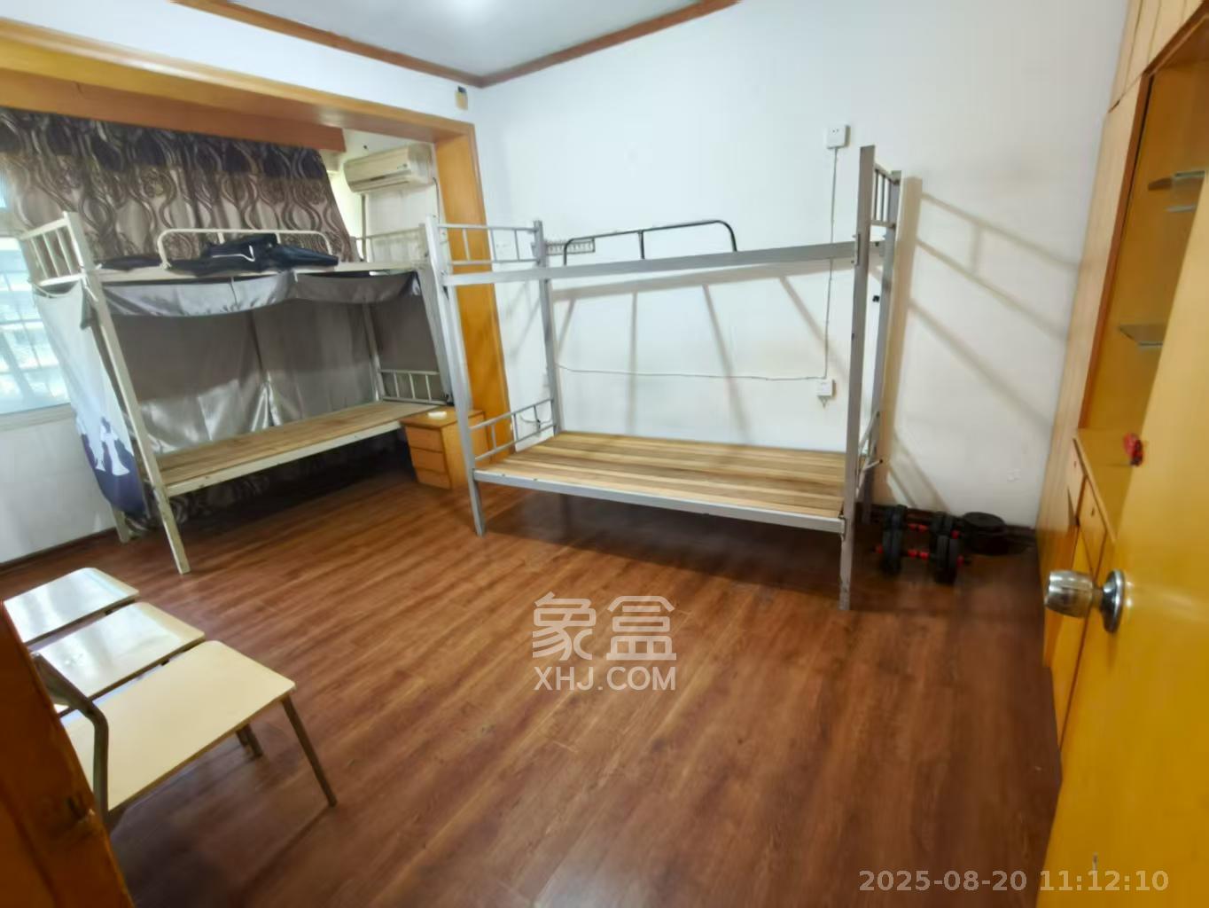 朗公街6号  3室1厅1卫   2900.00元/月