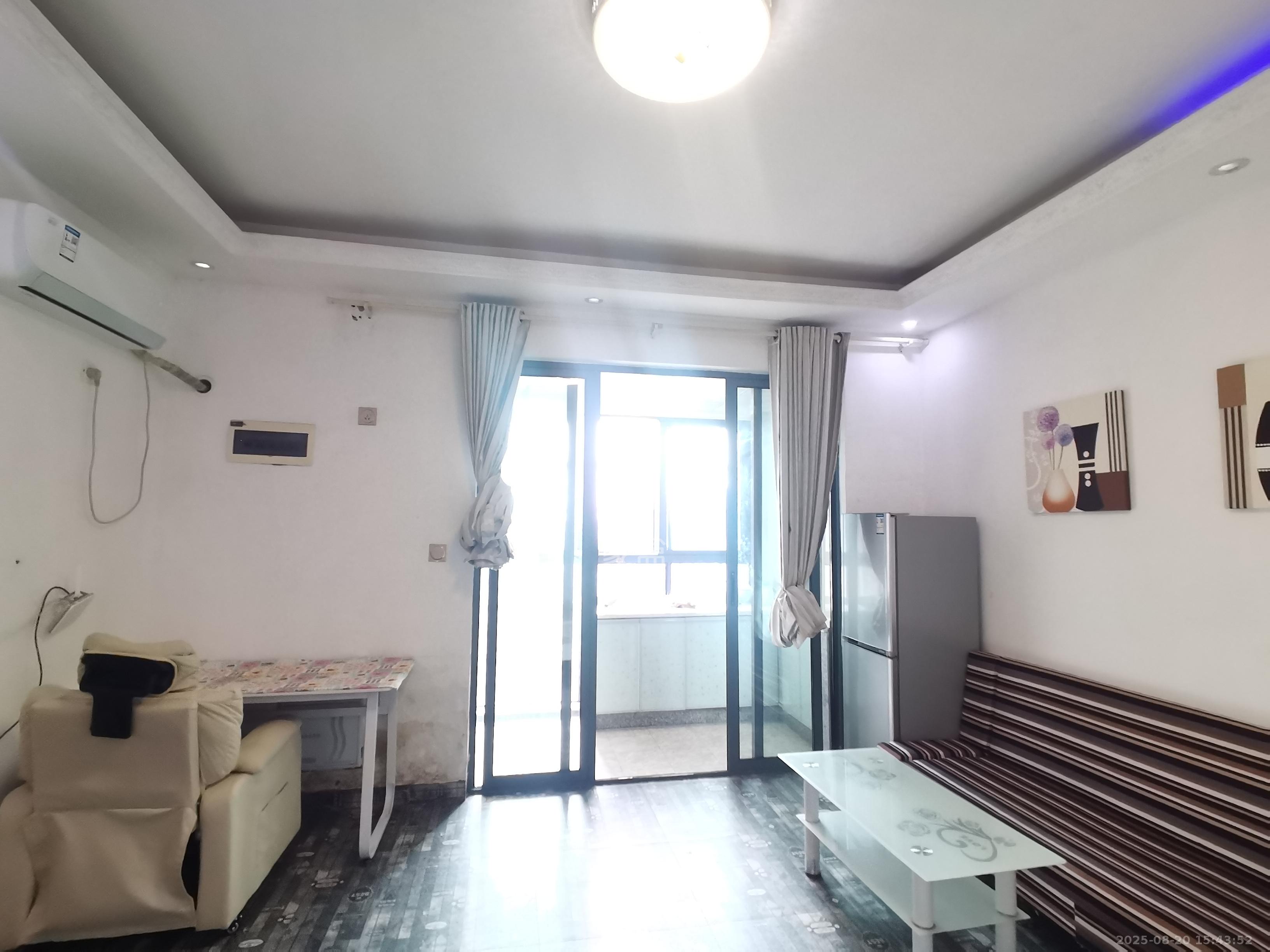 中欣楚天雅郡 1室1厅1卫 1100.0元/月 中欣楚天雅郡 1室1厅1卫 1100.0元/月室内图