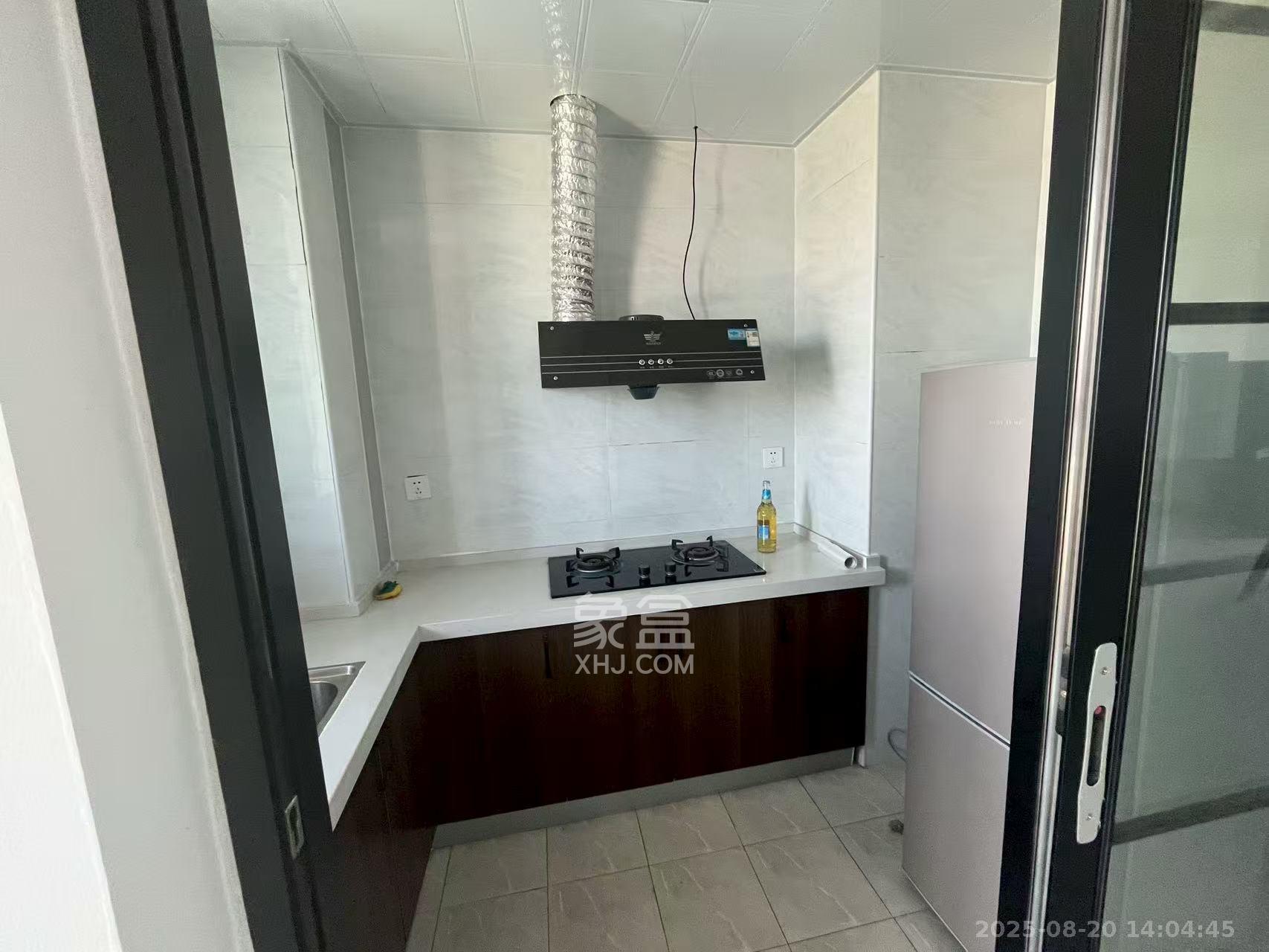 明昇壹城(明昇时代广场)二期 4室2厅2卫 3000.0元/月 明昇壹城(明昇时代广场)二期 4室2厅2卫 3000.0元/月室内图