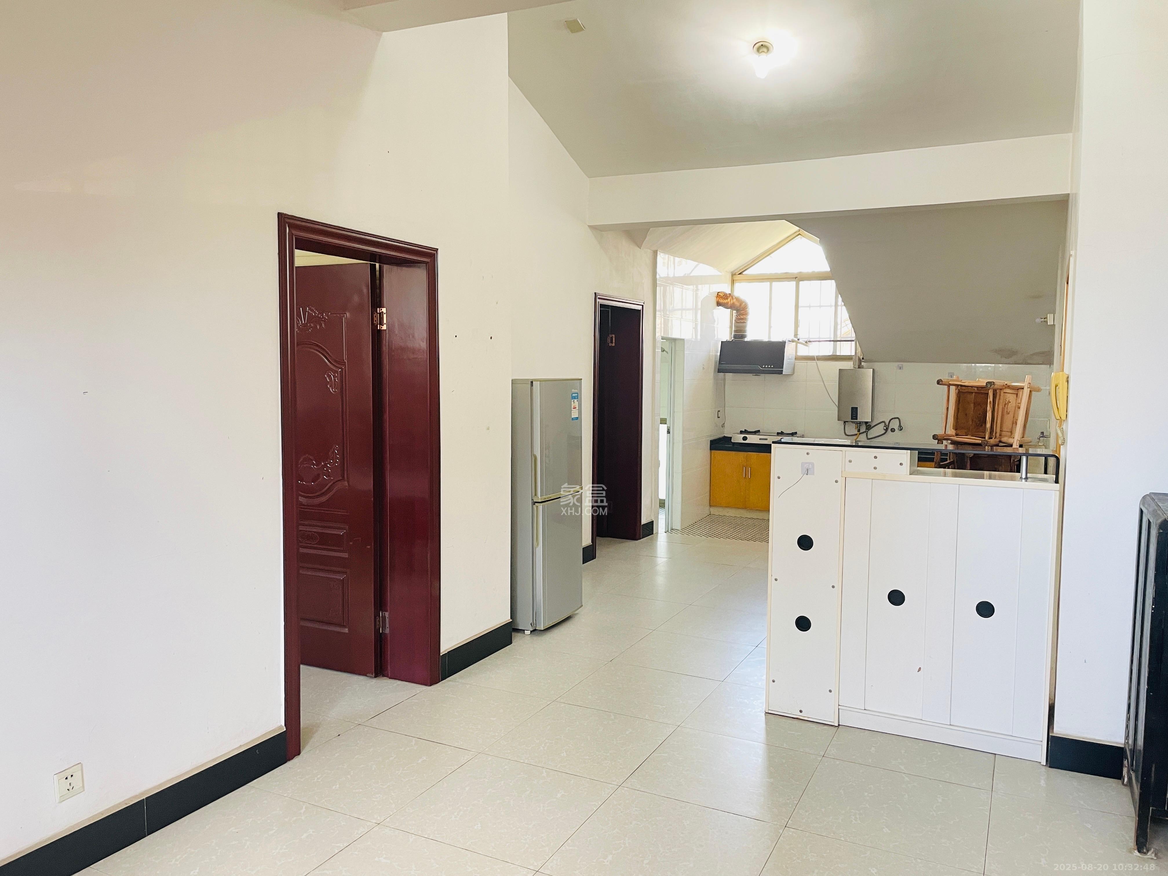 金石蓉园 2室2厅1卫 1200.0元/月 金石蓉园 2室2厅1卫 1200.0元/月室内图