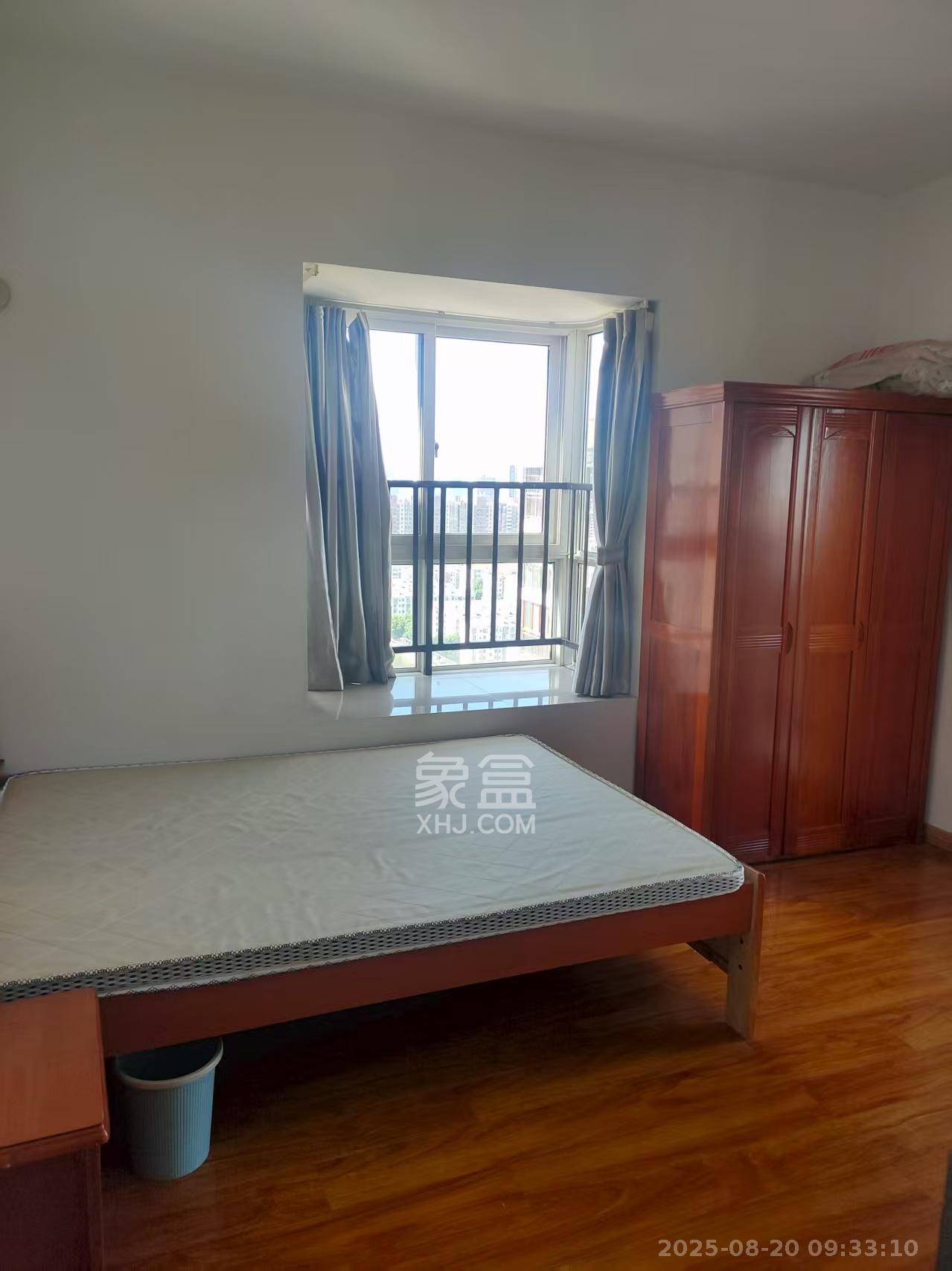 金麓西岸和苑  3室2厅1卫    2300.0元/月室内图