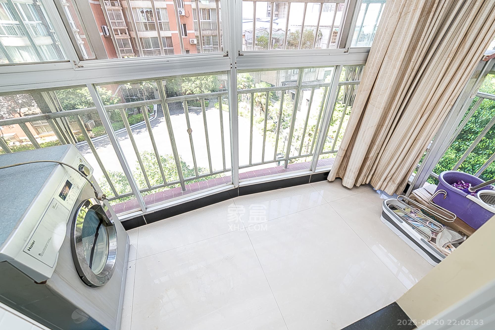 都江新城(都江新苑)  3室2厅2卫    118.8万 都江新城(都江新苑)  3室2厅2卫    118.8万阳台