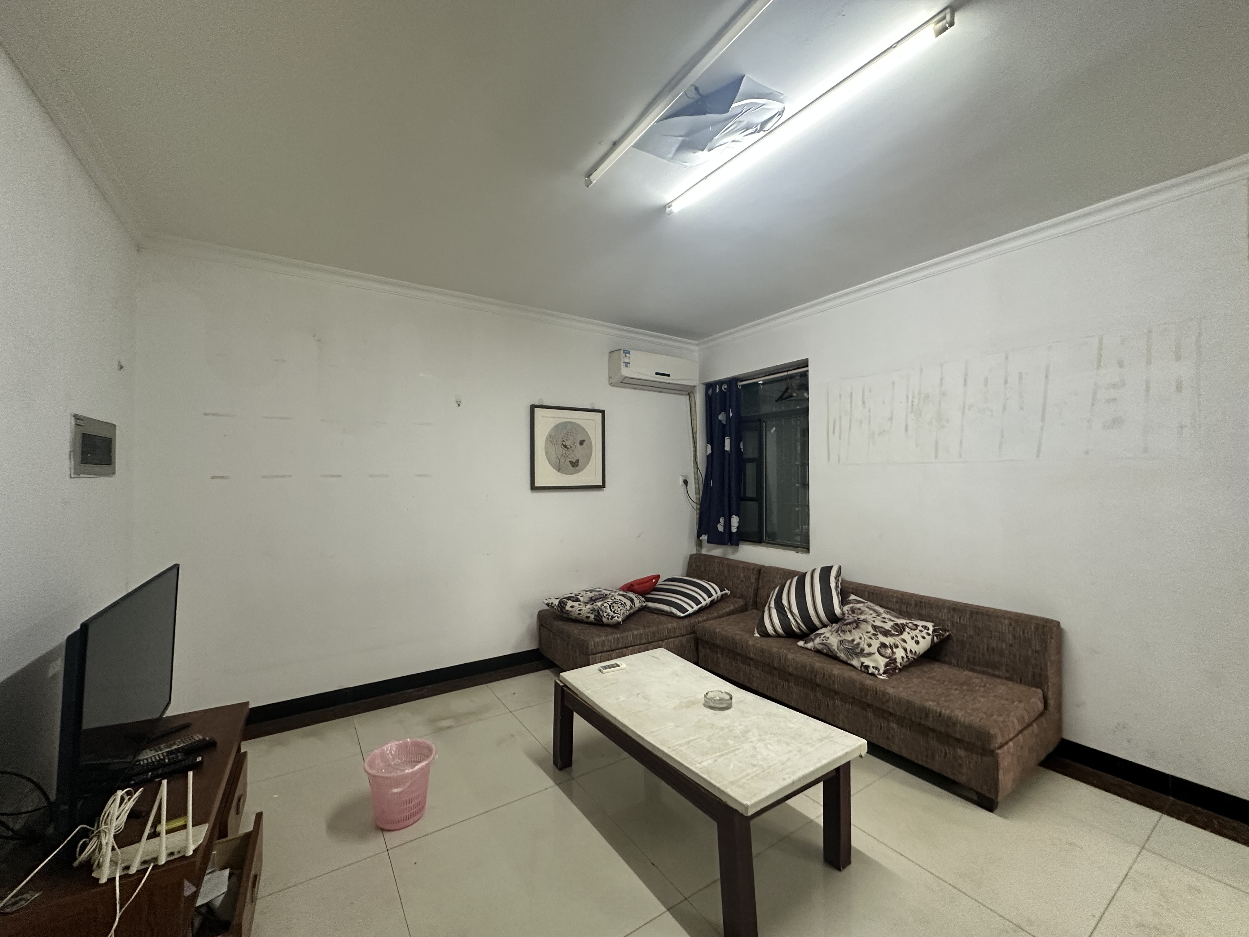 茶山馨苑  3室2厅1卫    2800.0元/月户型图