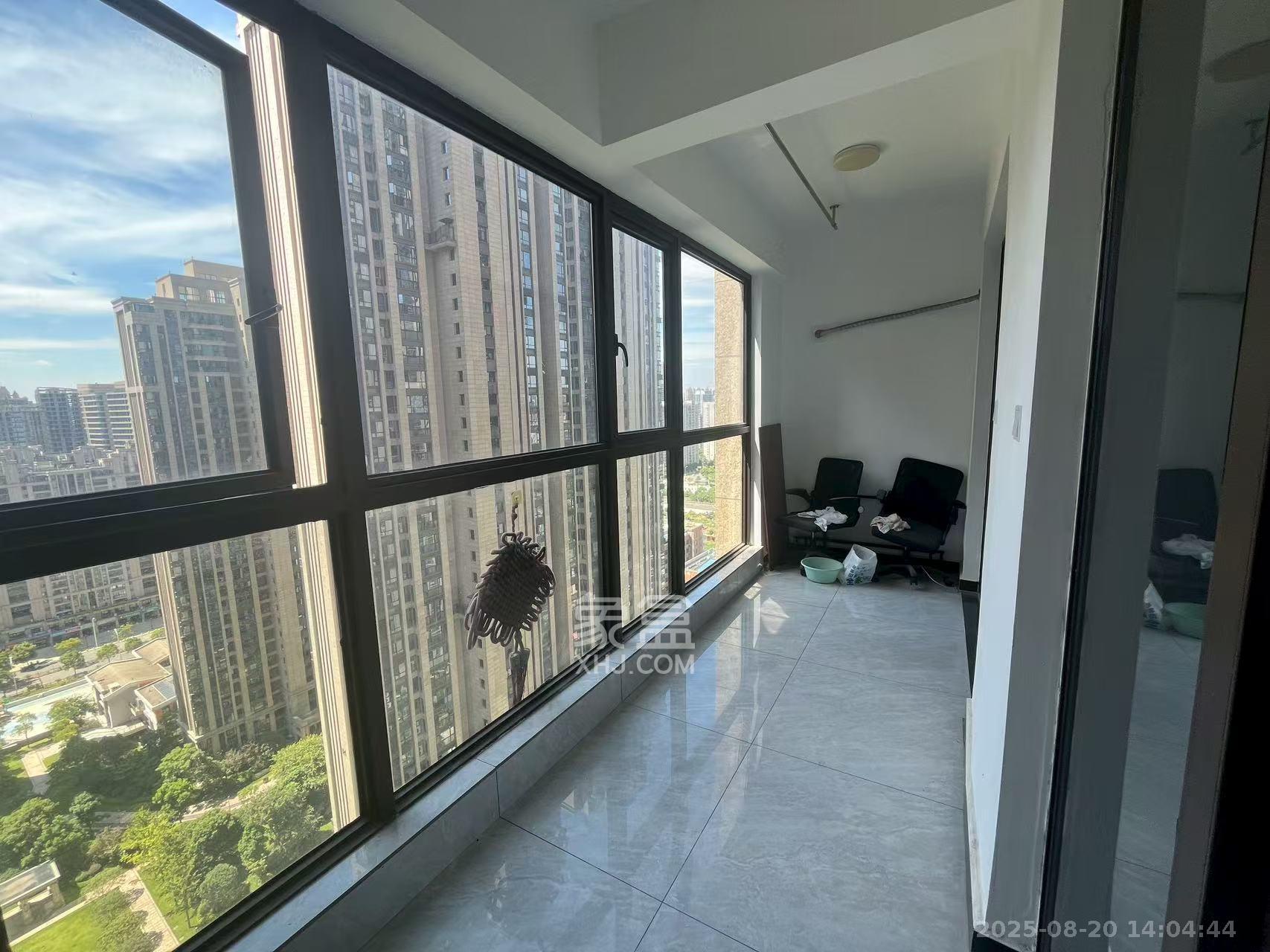 明昇壹城(明昇时代广场)二期 4室2厅2卫 3000.0元/月 明昇壹城(明昇时代广场)二期 4室2厅2卫 3000.0元/月室内图