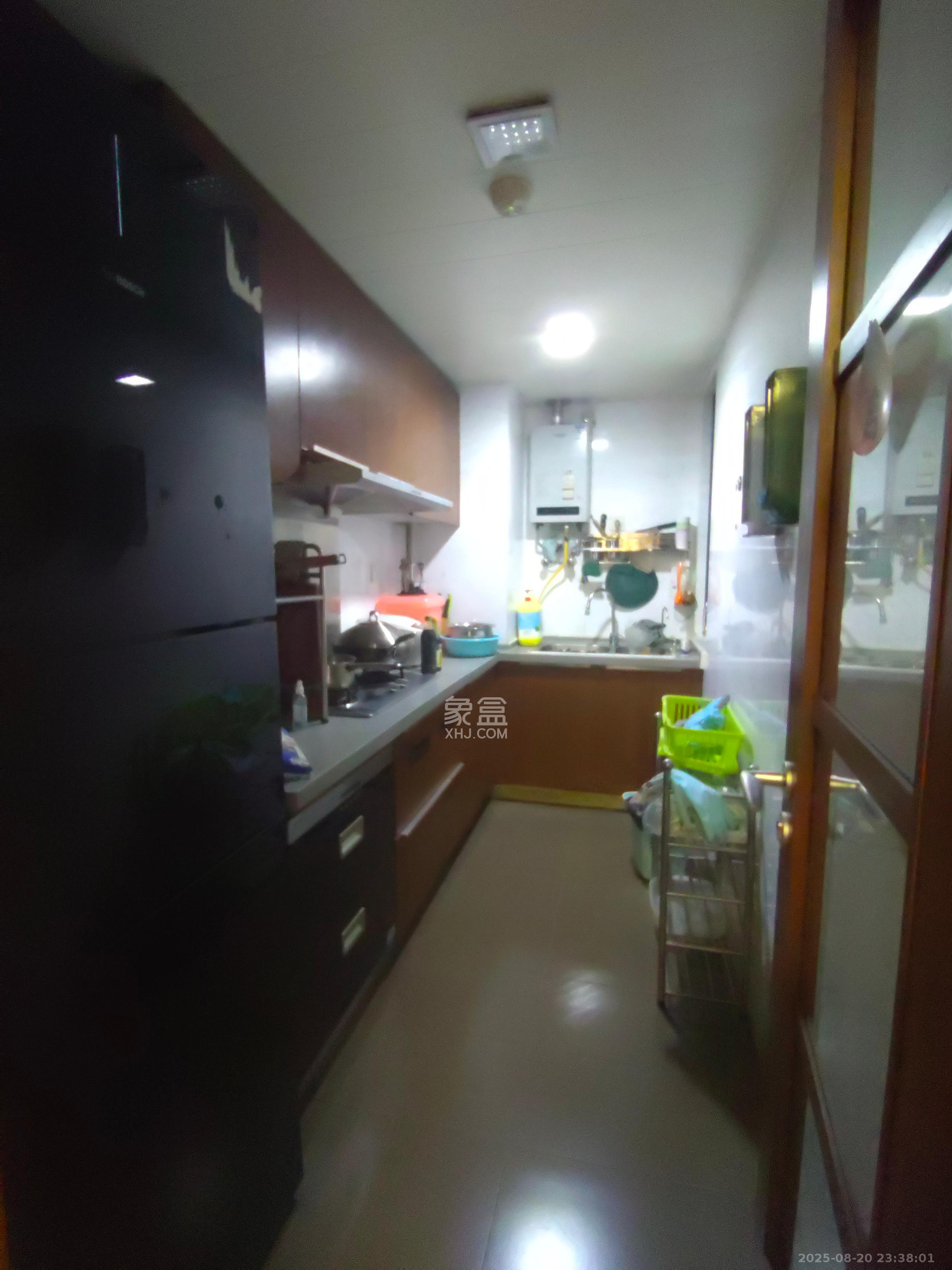 万科金域华府二期  3室2厅1卫    2400.0元/月 万科金域华府二期  3室2厅1卫    2400.0元/月室内图