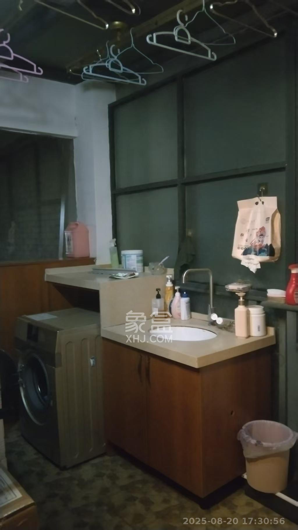 奥林匹克花园  3室2厅2卫    3200.0元/月室内图