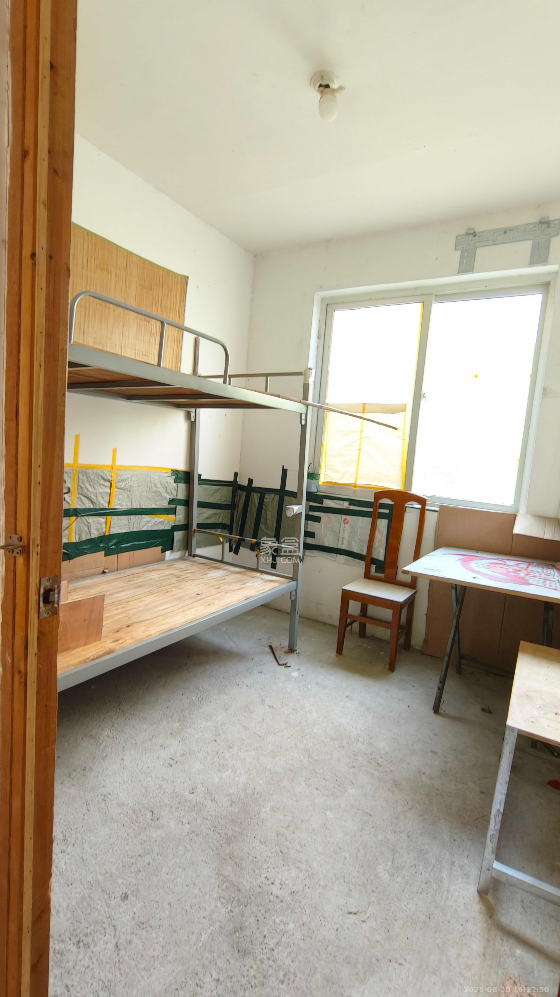 谷山乐园二期  3室2厅1卫   1800.00元/月室内图