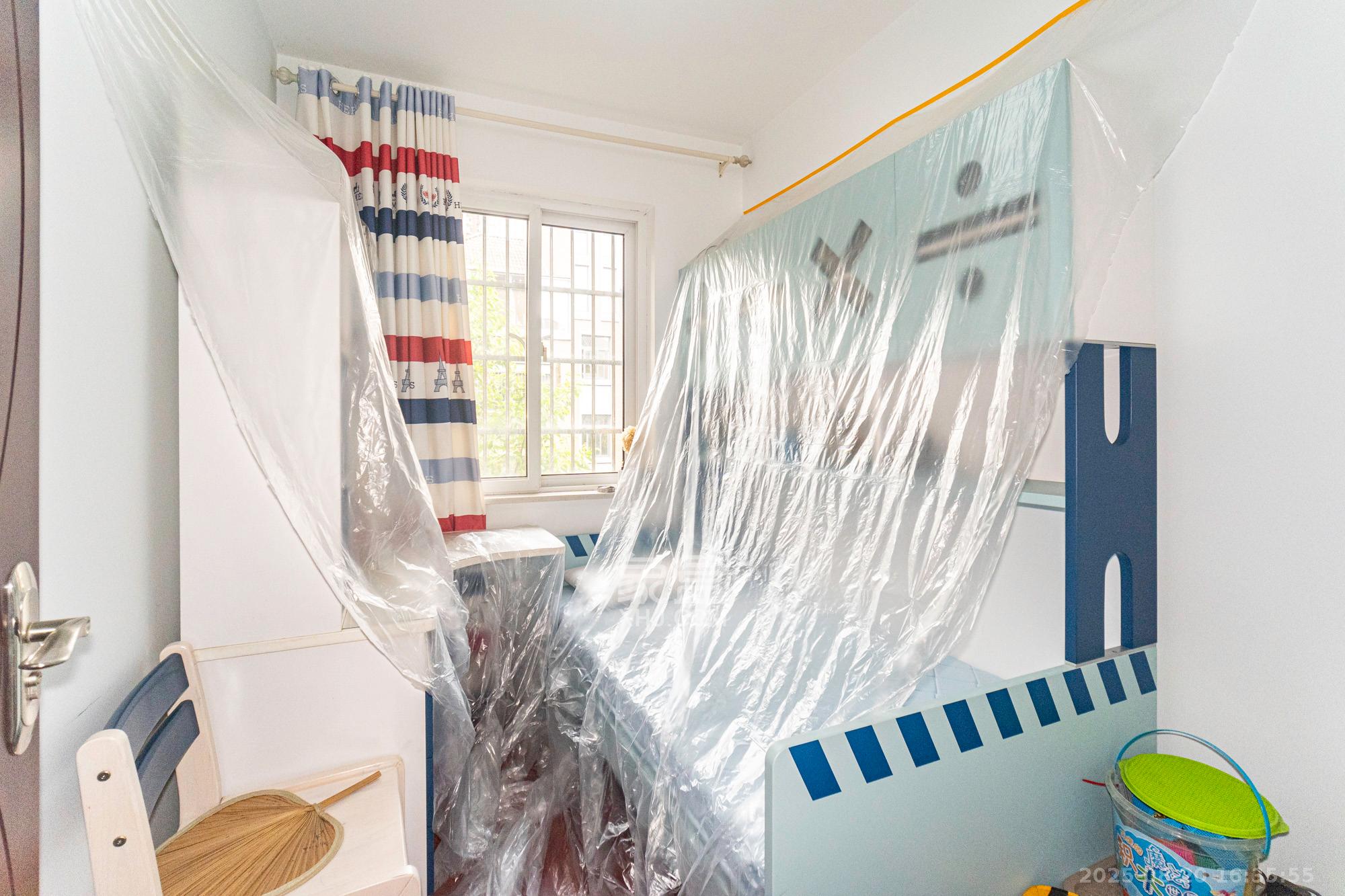 山水湾  3室2厅1卫    62.8万卧室