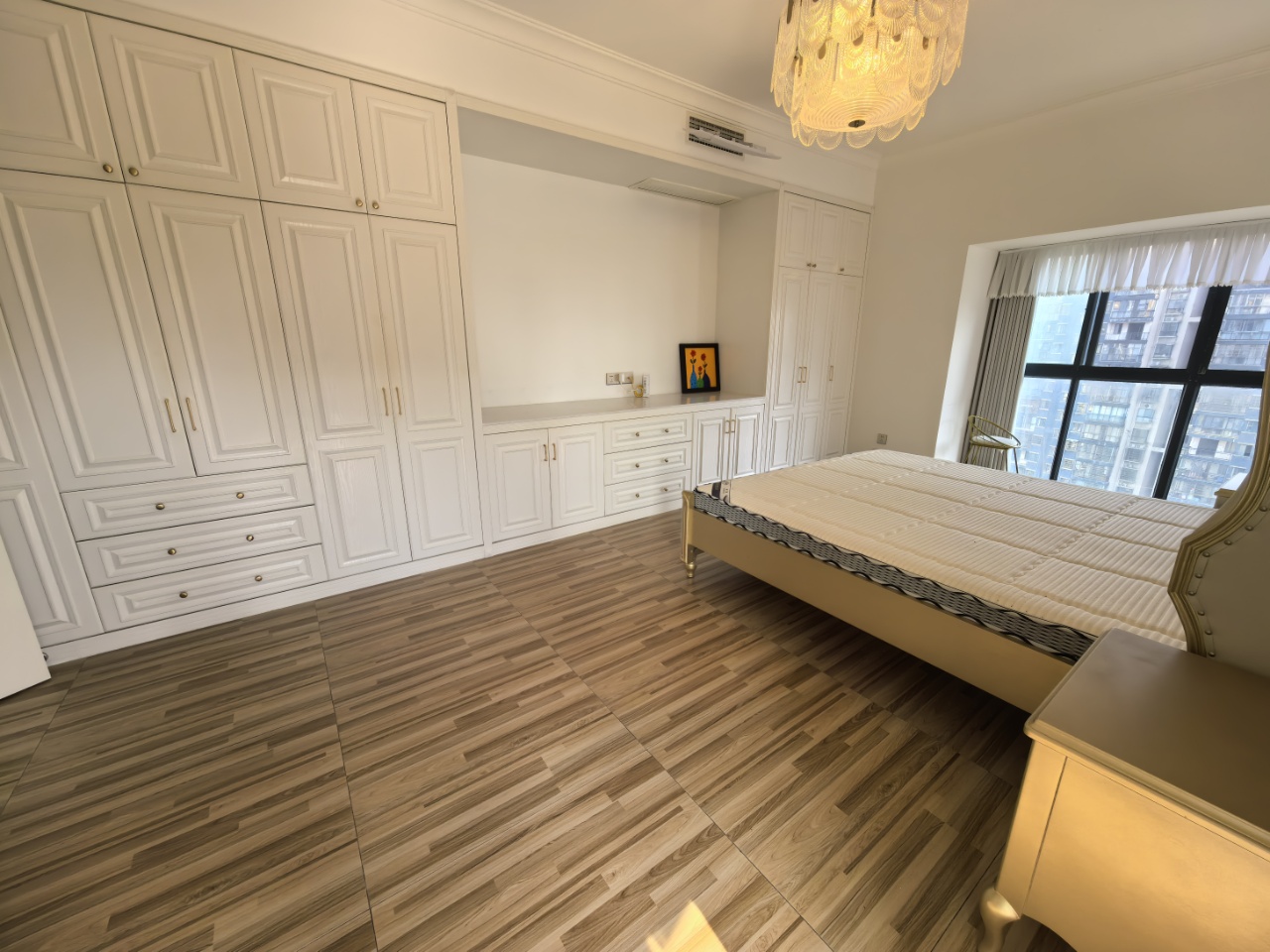 世纪嘉苑 3室2厅2卫 2800.0元/月 世纪嘉苑 3室2厅2卫 2800.0元/月室内图