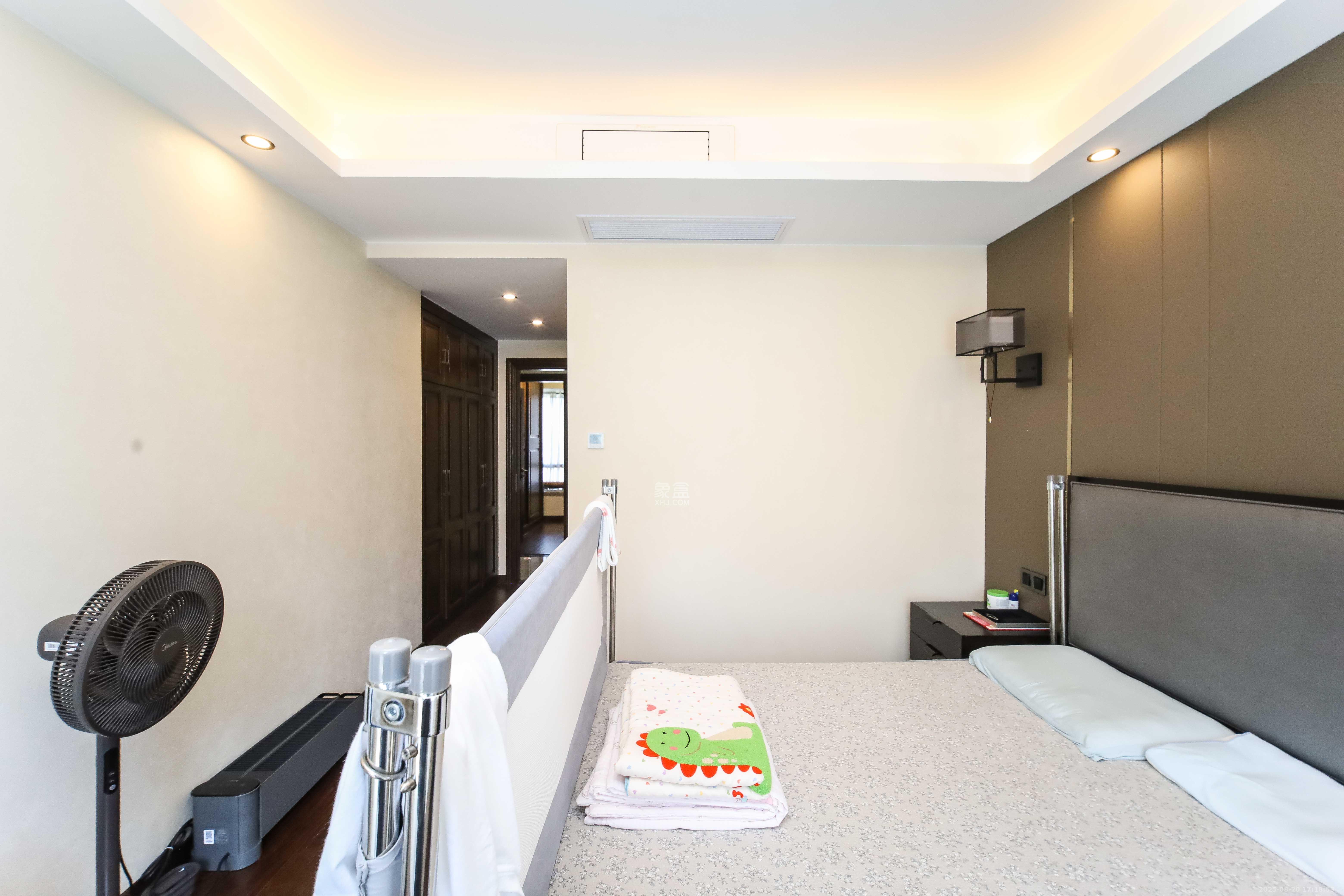 明昇壹城(明昇时代广场)一期 4室2厅2卫 268.0万 明昇壹城(明昇时代广场)一期 4室2厅2卫 268.0万卧室