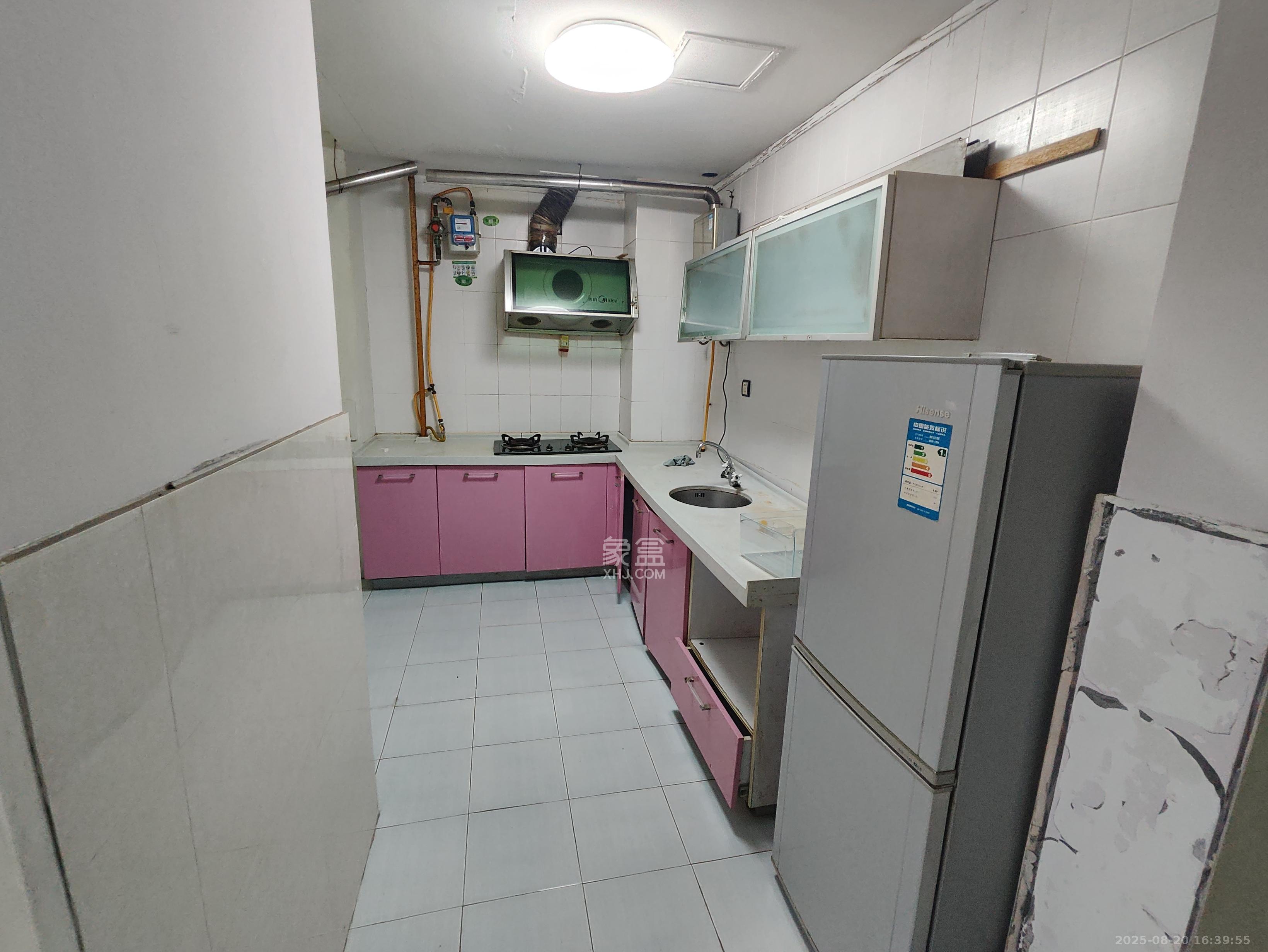 名都花园  2室1厅1卫    1700.0元/月室内图