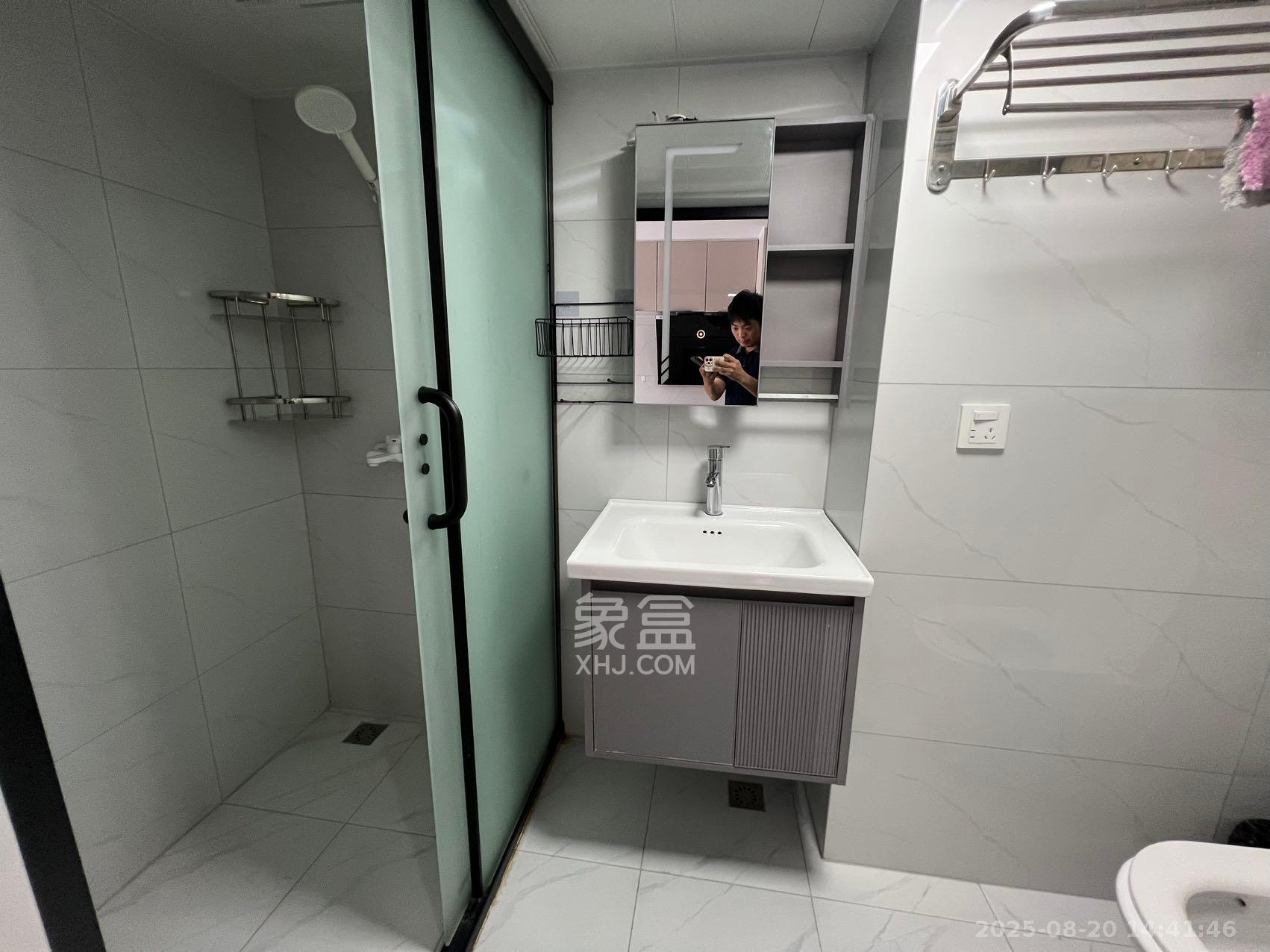 卓越江岸  2室0厅0卫    3000.0元/月 卓越江岸  2室0厅0卫    3000.0元/月室内图