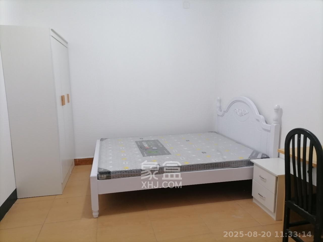 桂花井巷散盘  3室1厅1卫    2600.0元/月室内图