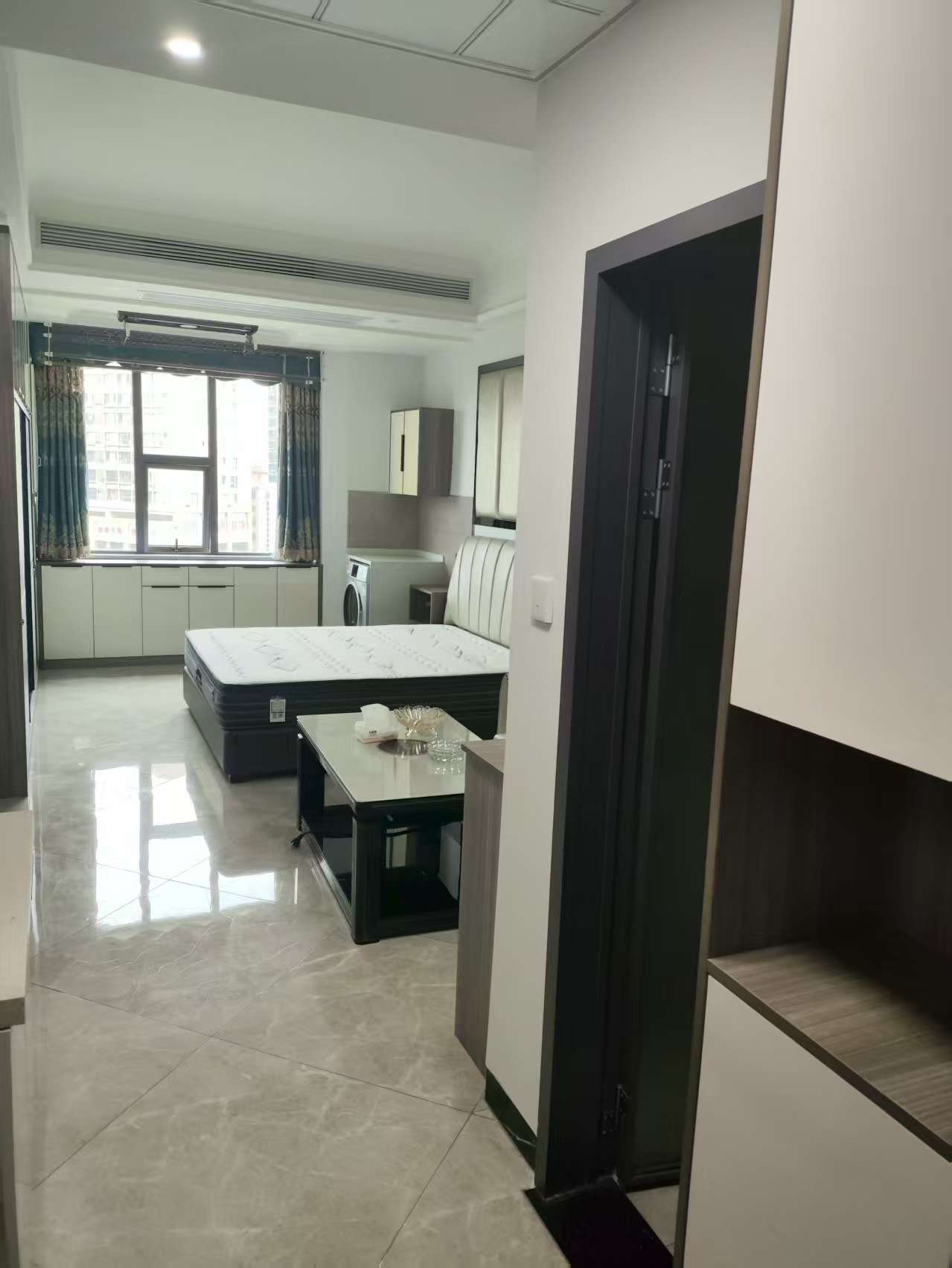 五洲锦城  1室0厅0卫    28.0万 五洲锦城  1室0厅0卫    28.0万客厅