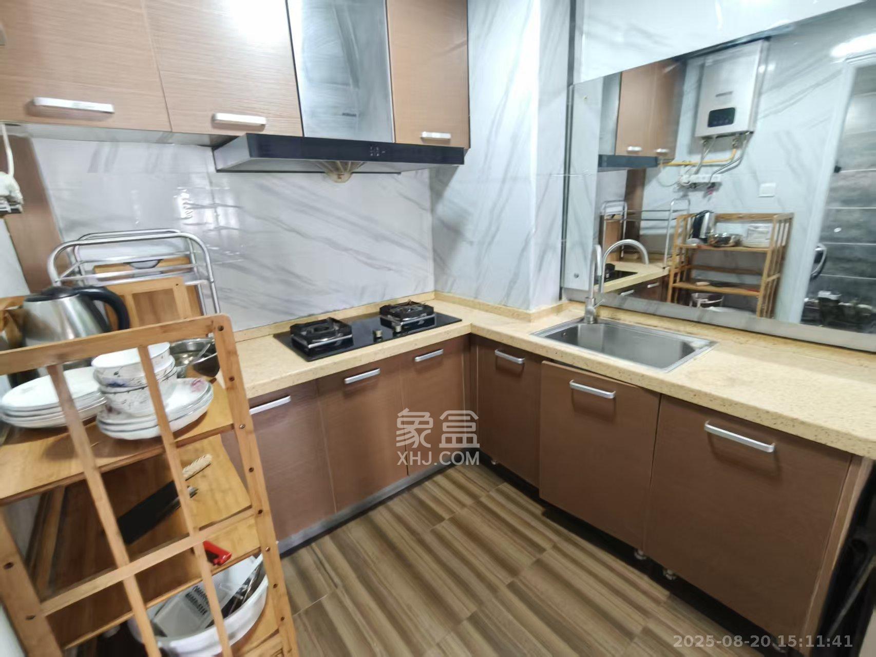 少帅府  1室1厅1卫    2300.0元/月室内图