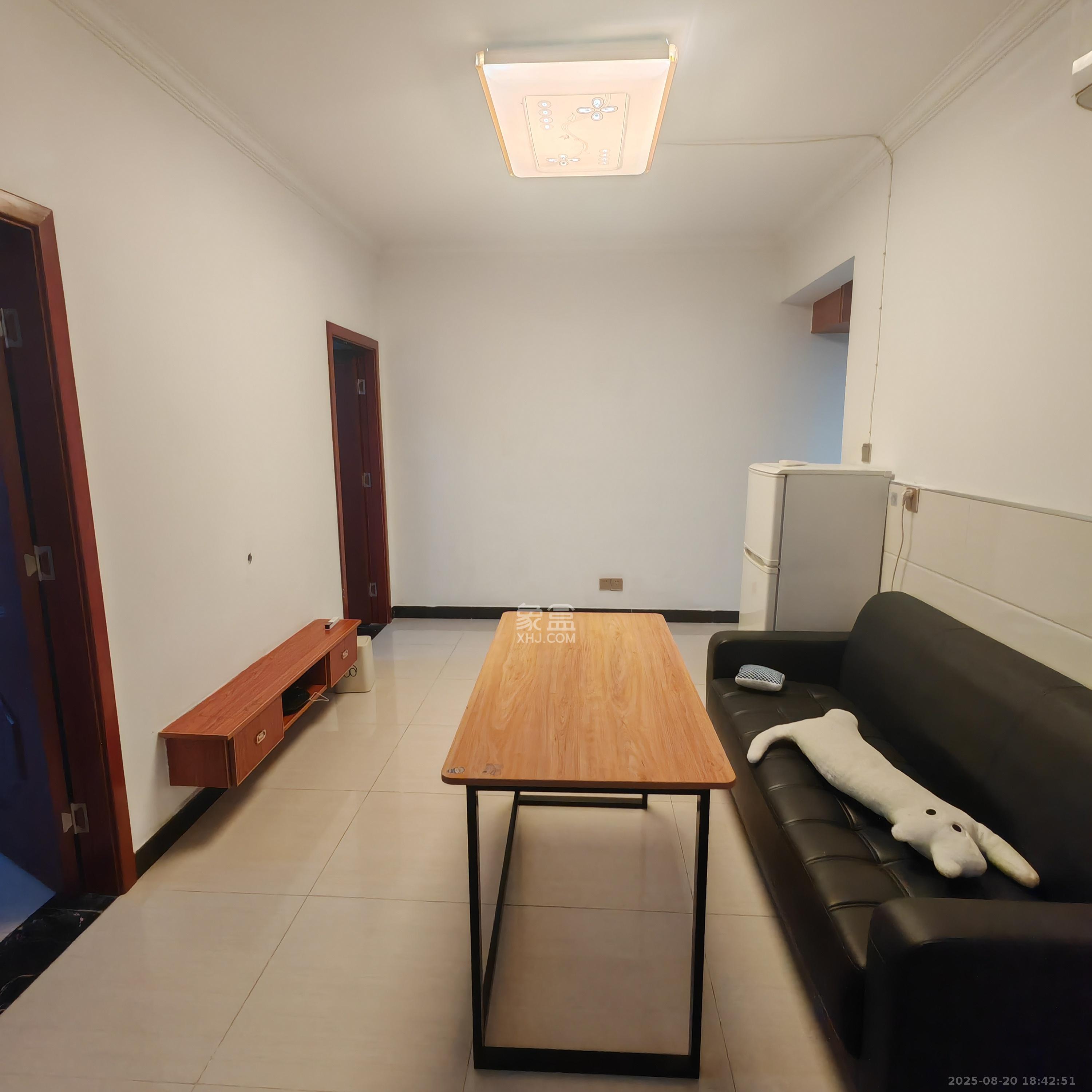 洋湖和园(福联嘉苑)  2室1厅1卫    1800.0元/月 洋湖和园(福联嘉苑)  2室1厅1卫    1800.0元/月室内图