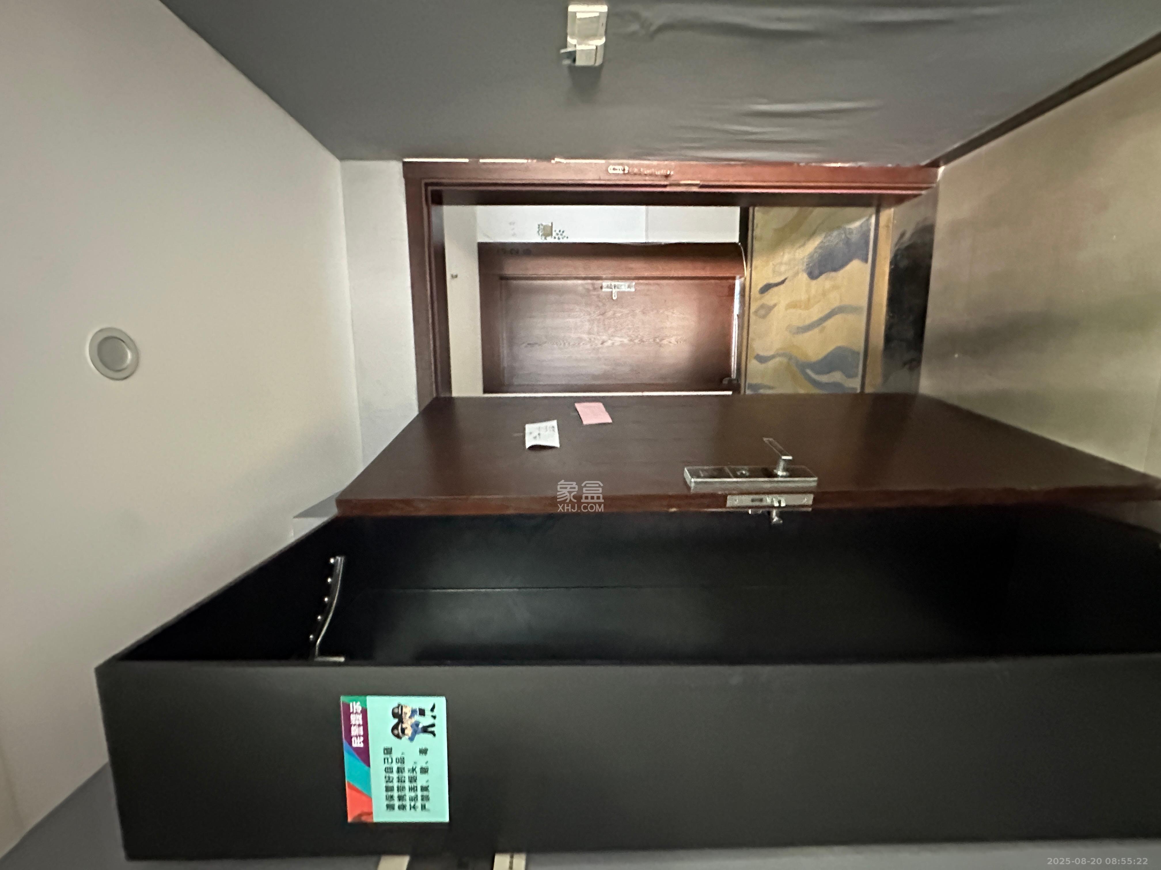 水岸世景  1室1厅1卫   800.00元/月室内图