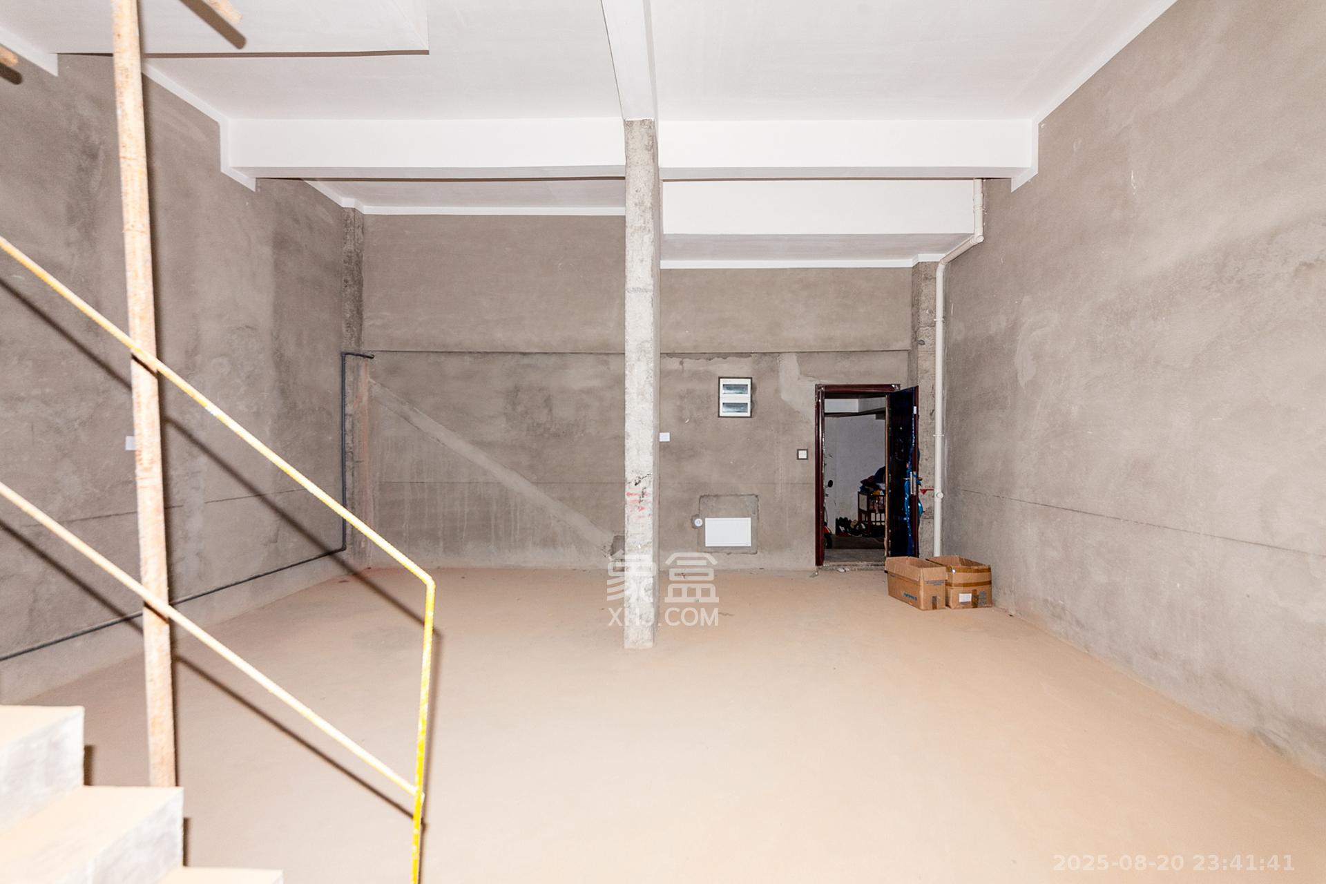 龙湖湘风原著(龙湖湘风星城)  6室2厅4卫    420.0万 龙湖湘风原著(龙湖湘风星城)  6室2厅4卫    420.0万其他