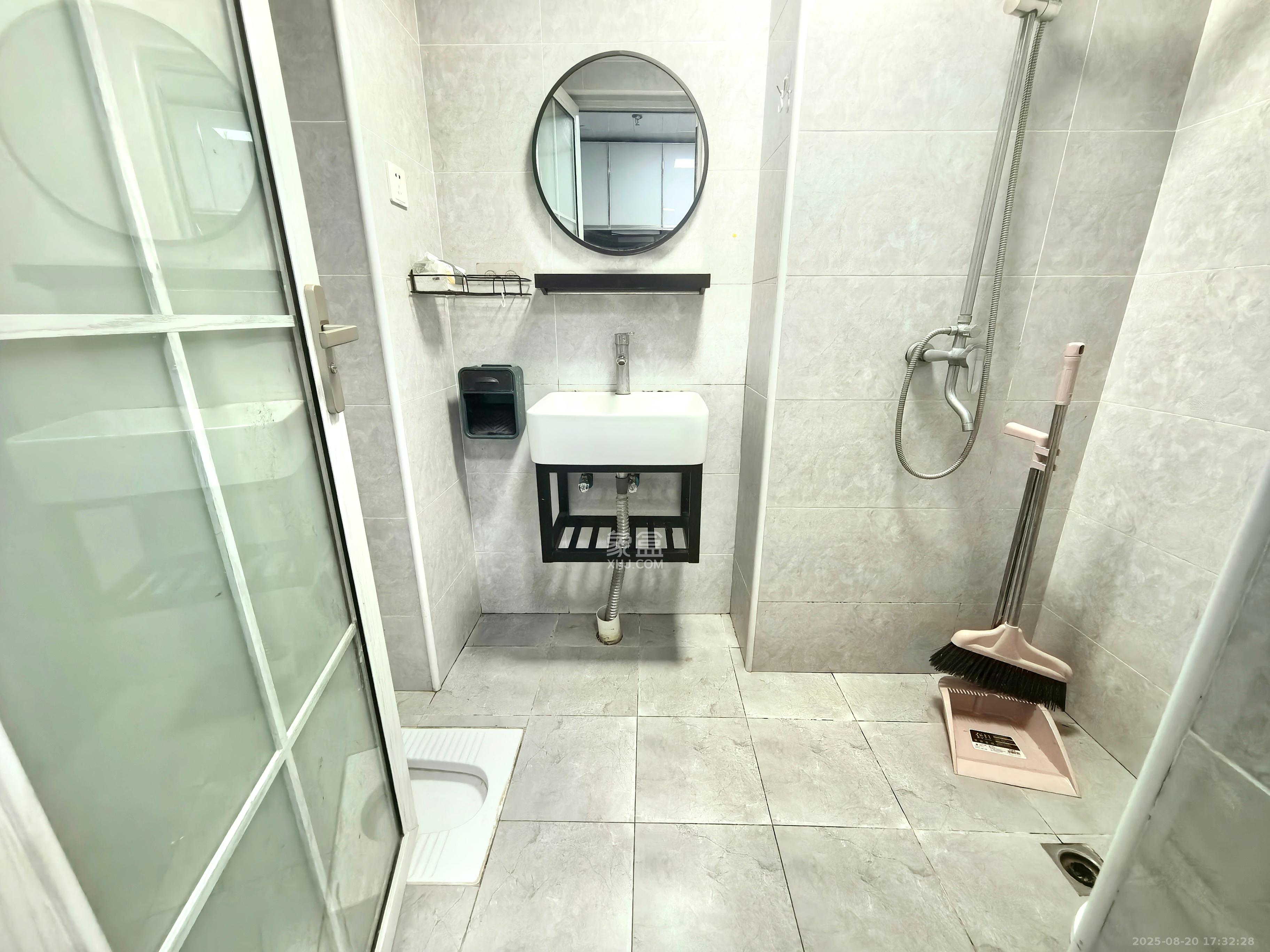 中海新城熙岸(中信新城五期)  1室1厅1卫    1300.0元/月 中海新城熙岸(中信新城五期)  1室1厅1卫    1300.0元/月室内图