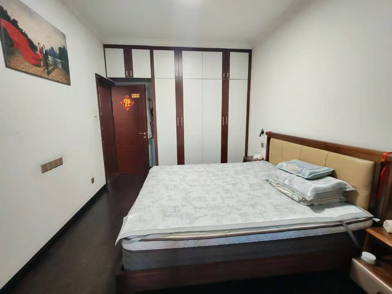 湘中大厦 3室1厅1卫 32.8万 湘中大厦 3室1厅1卫 32.8万客厅