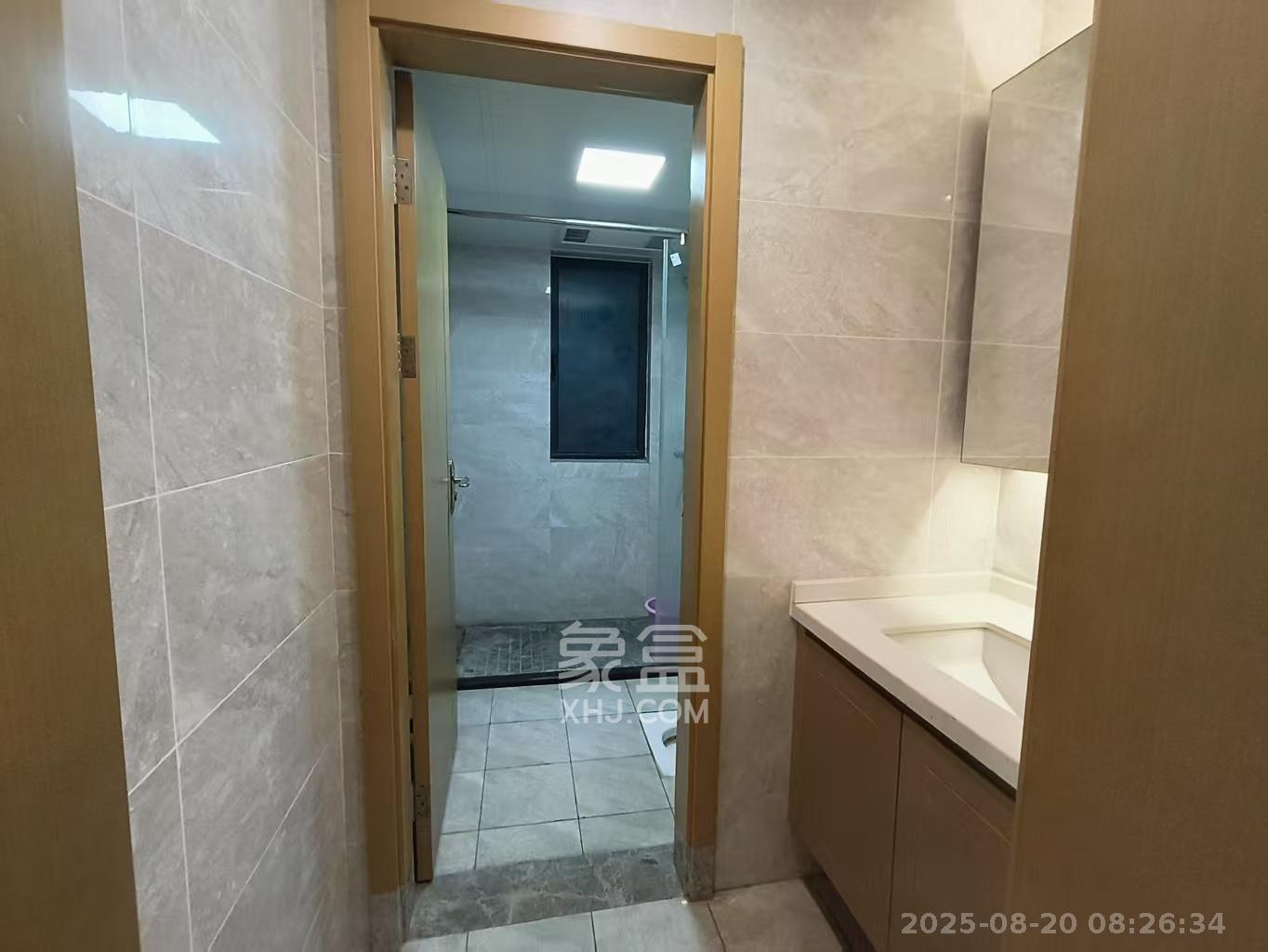 中建璟和城  4室2厅2卫    3000.0元/月室内图
