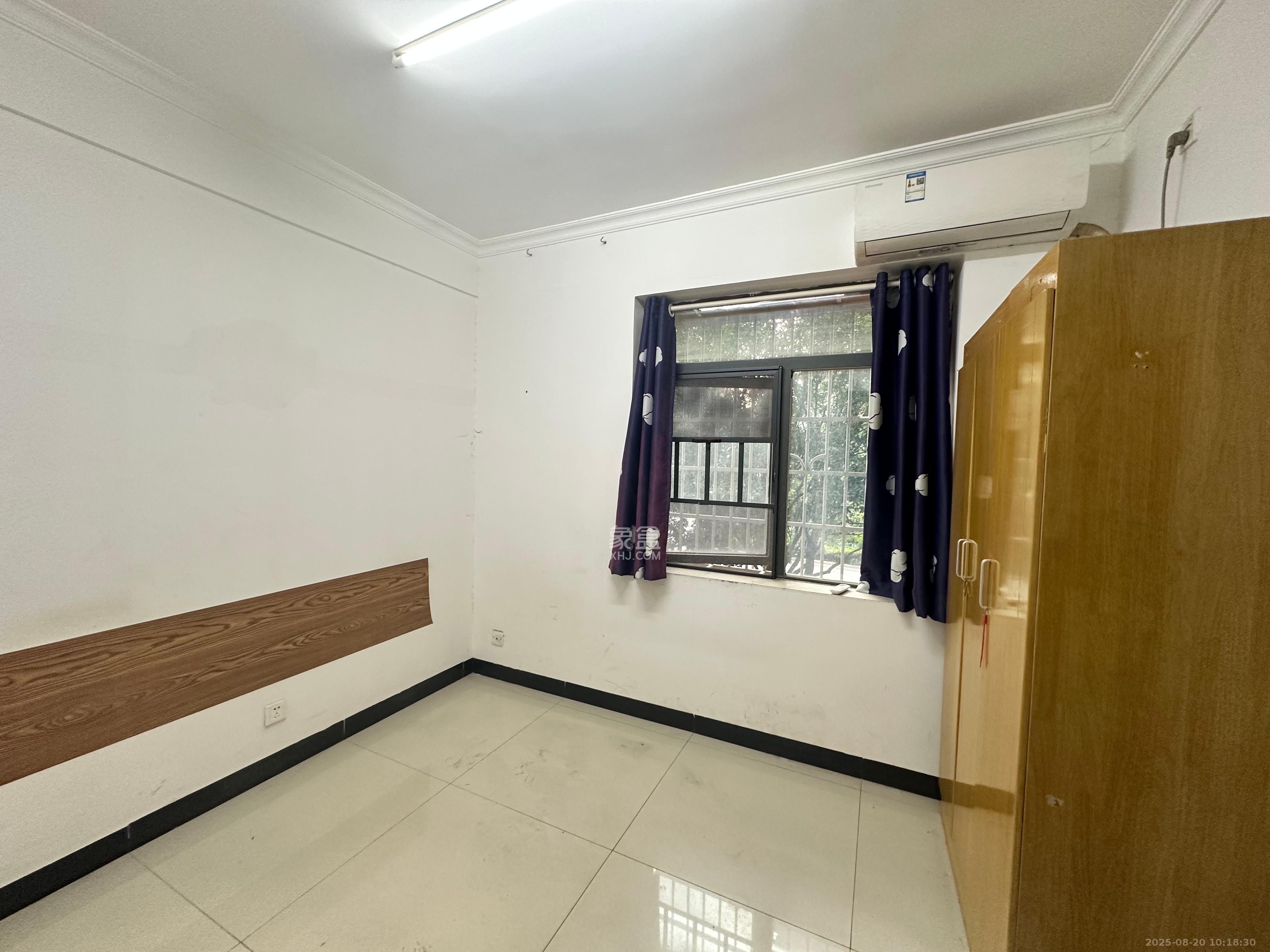 茶山馨苑  3室2厅1卫    2800.0元/月室内图