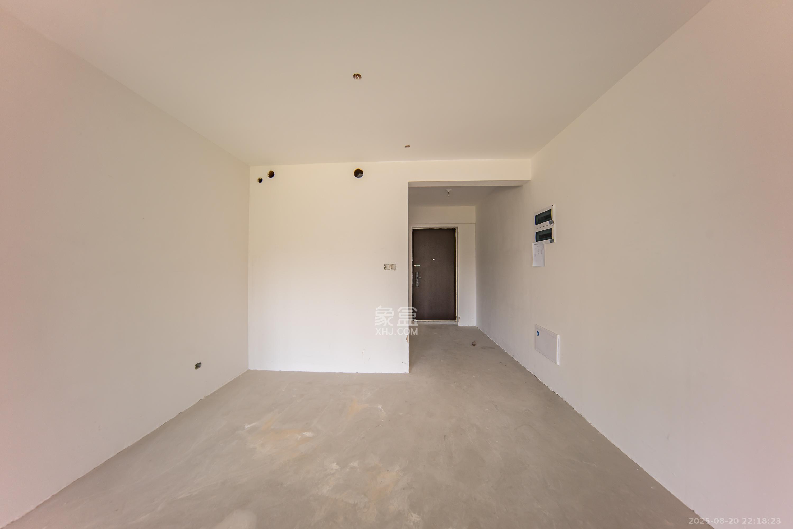 建投象山国际  3室2厅2卫   145.00万客厅