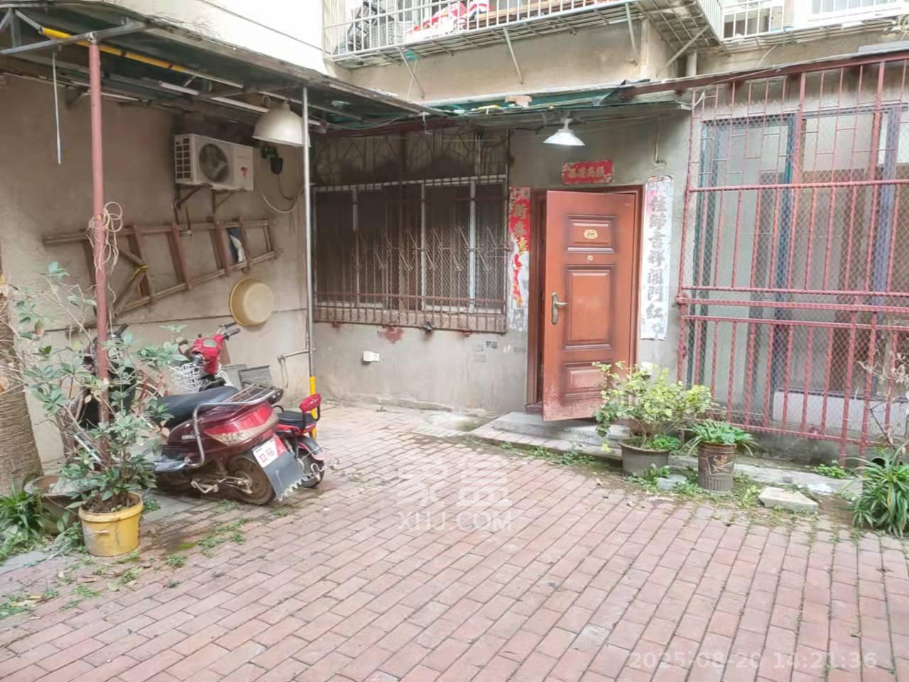 自然小区  2室1厅1卫   1600.00元/月室内图