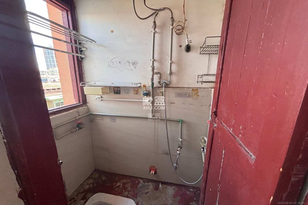 赤岗小区(一二三片)  2室1厅1卫    800.0元/月 赤岗小区(一二三片)  2室1厅1卫    800.0元/月室内图