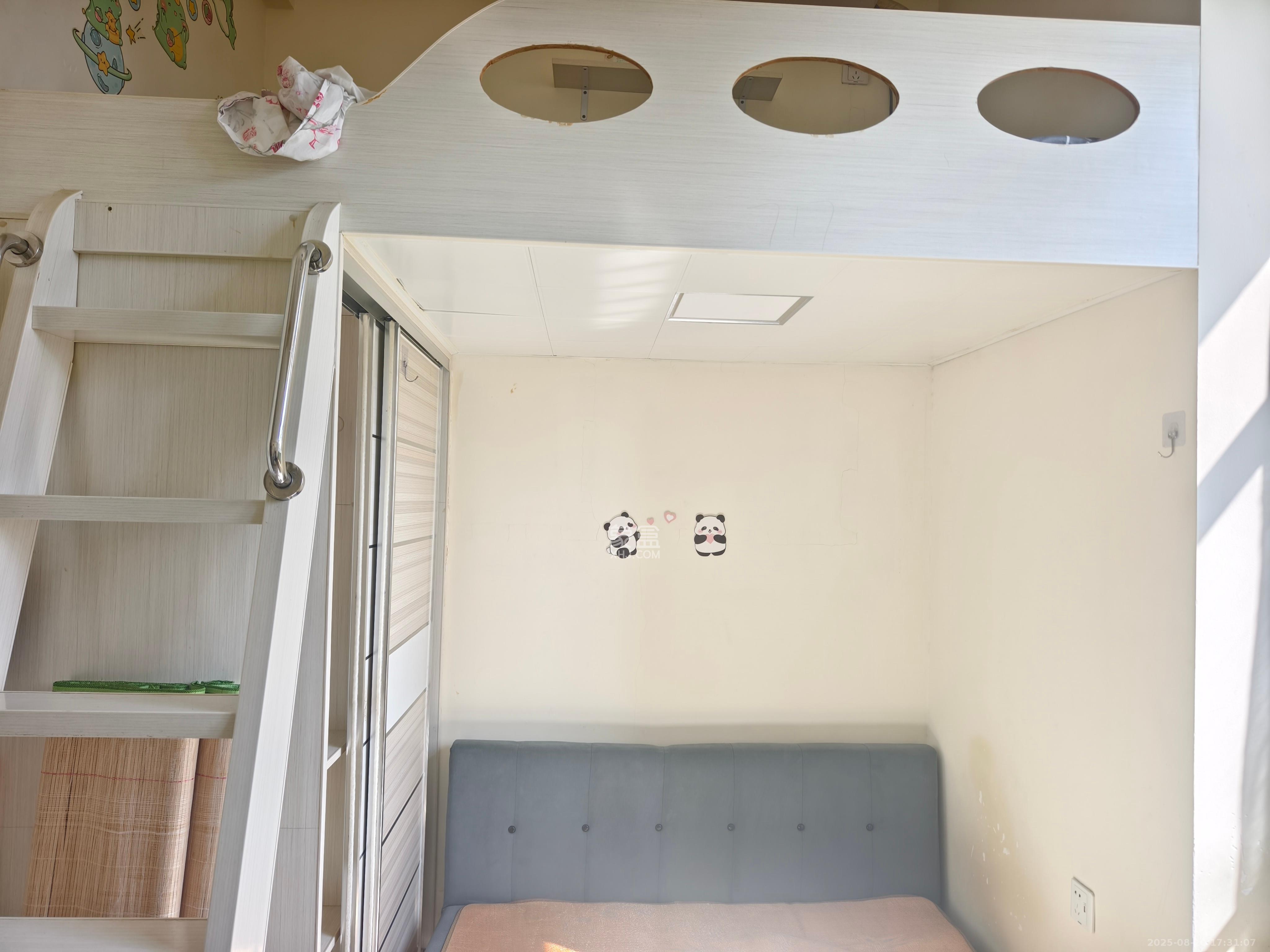 兰亭湾畔 1室1厅1卫 900.0元/月 兰亭湾畔 1室1厅1卫 900.0元/月室内图