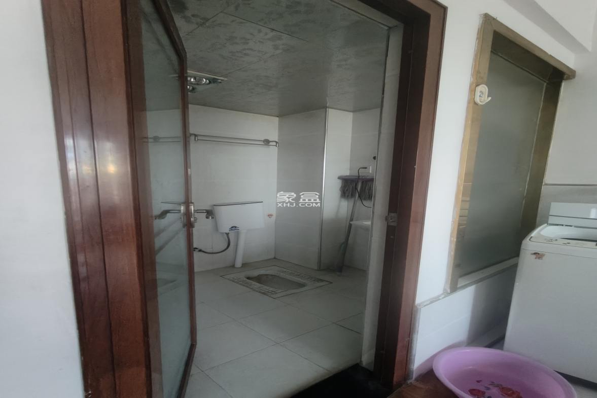 东方豪苑 1室1厅1卫 1000.0元/月 东方豪苑 1室1厅1卫 1000.0元/月室内图