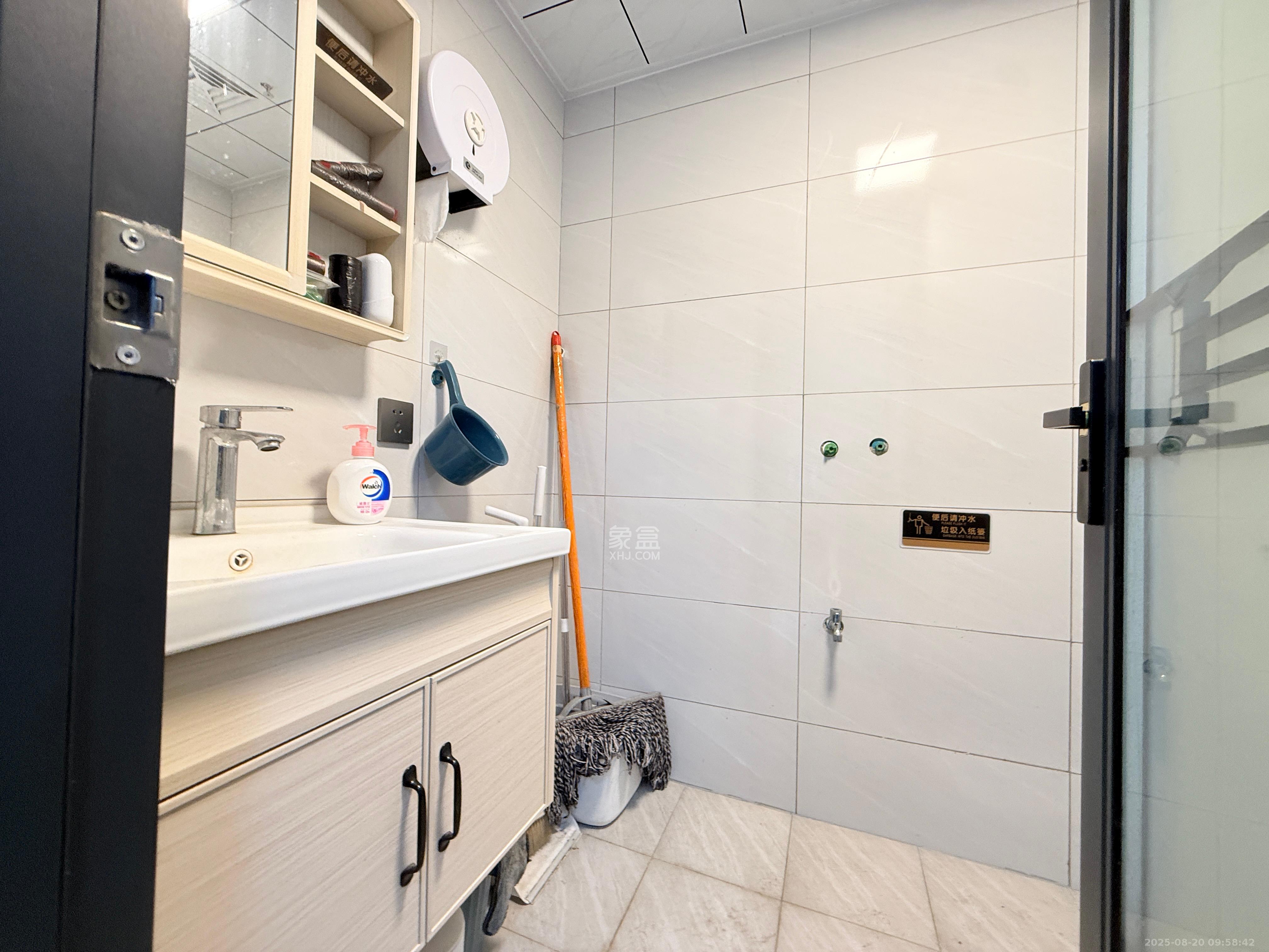 碧桂园城市之光 1室1厅1卫 1800.0元/月 碧桂园城市之光 1室1厅1卫 1800.0元/月室内图