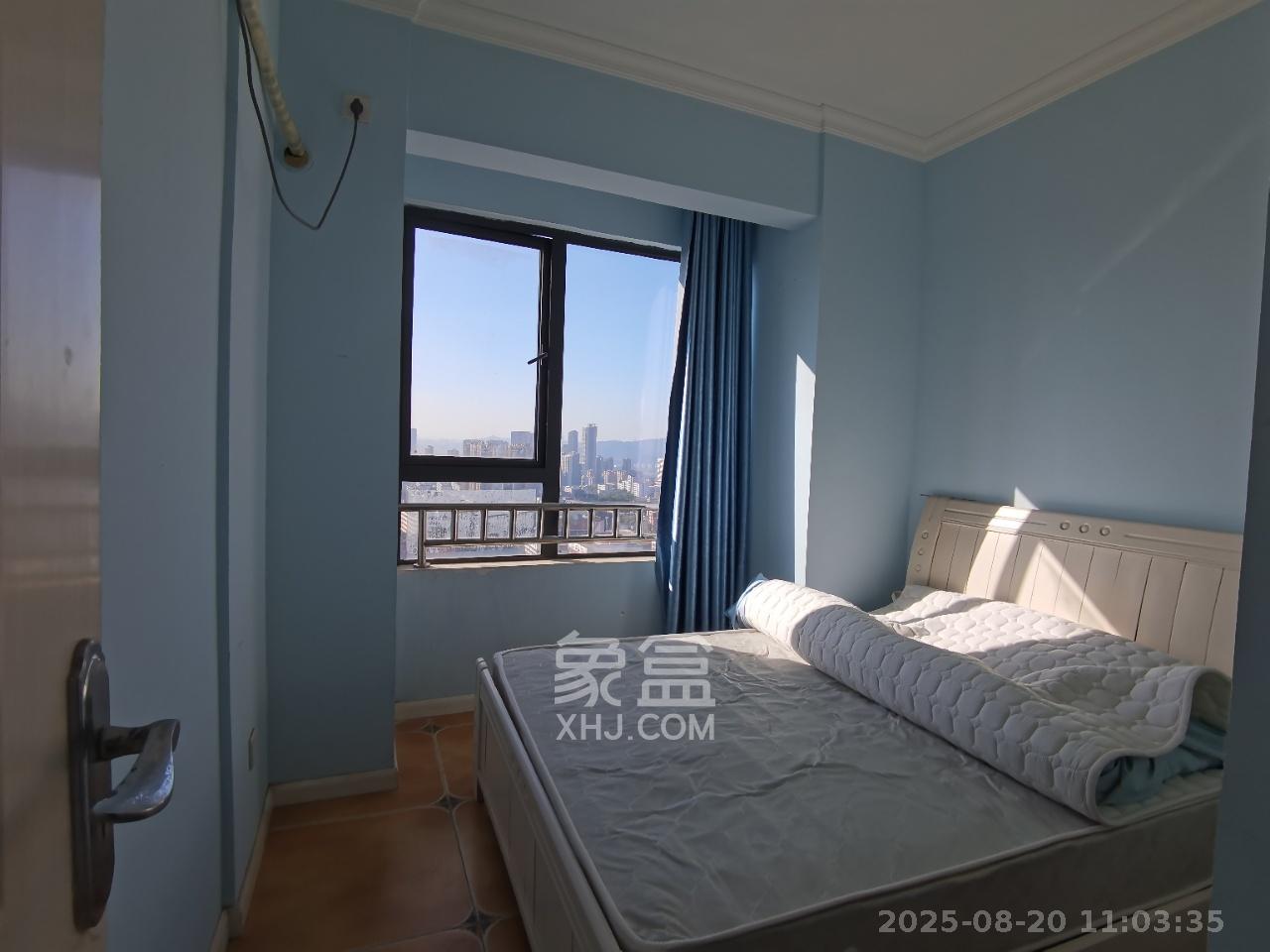 建发中央公园（建发美地）  3室1厅1卫    2700.0元/月室内图