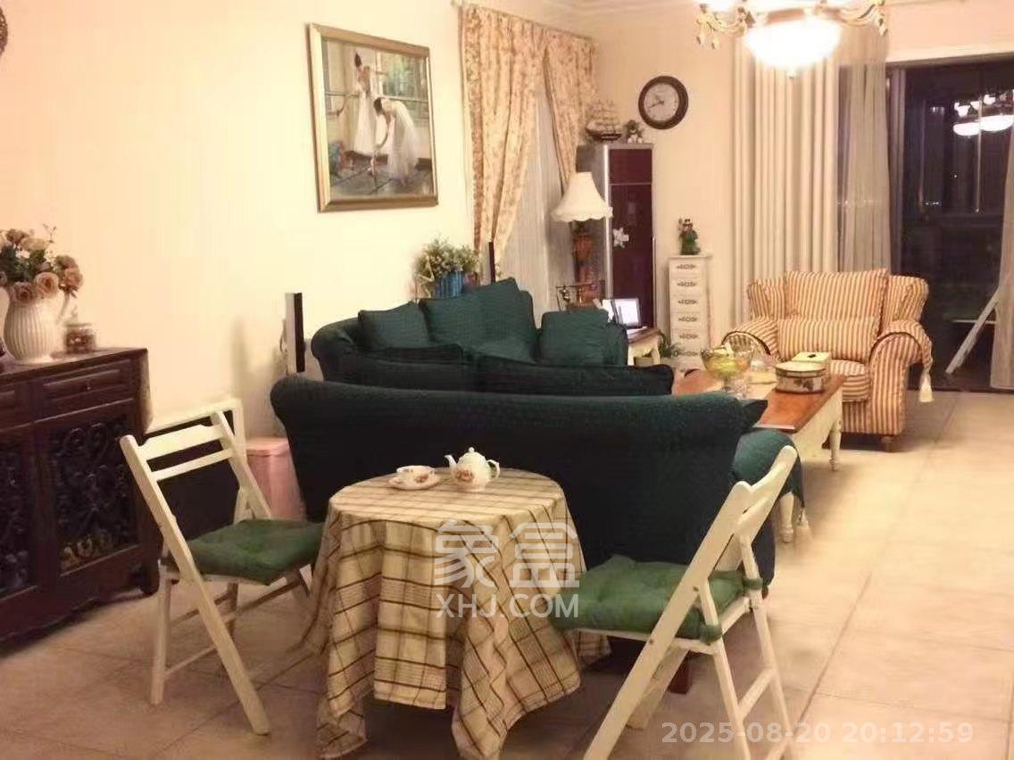 阳光100一期、四五期 4室2厅2卫 3500.0元/月 阳光100一期、四五期 4室2厅2卫 3500.0元/月室内图