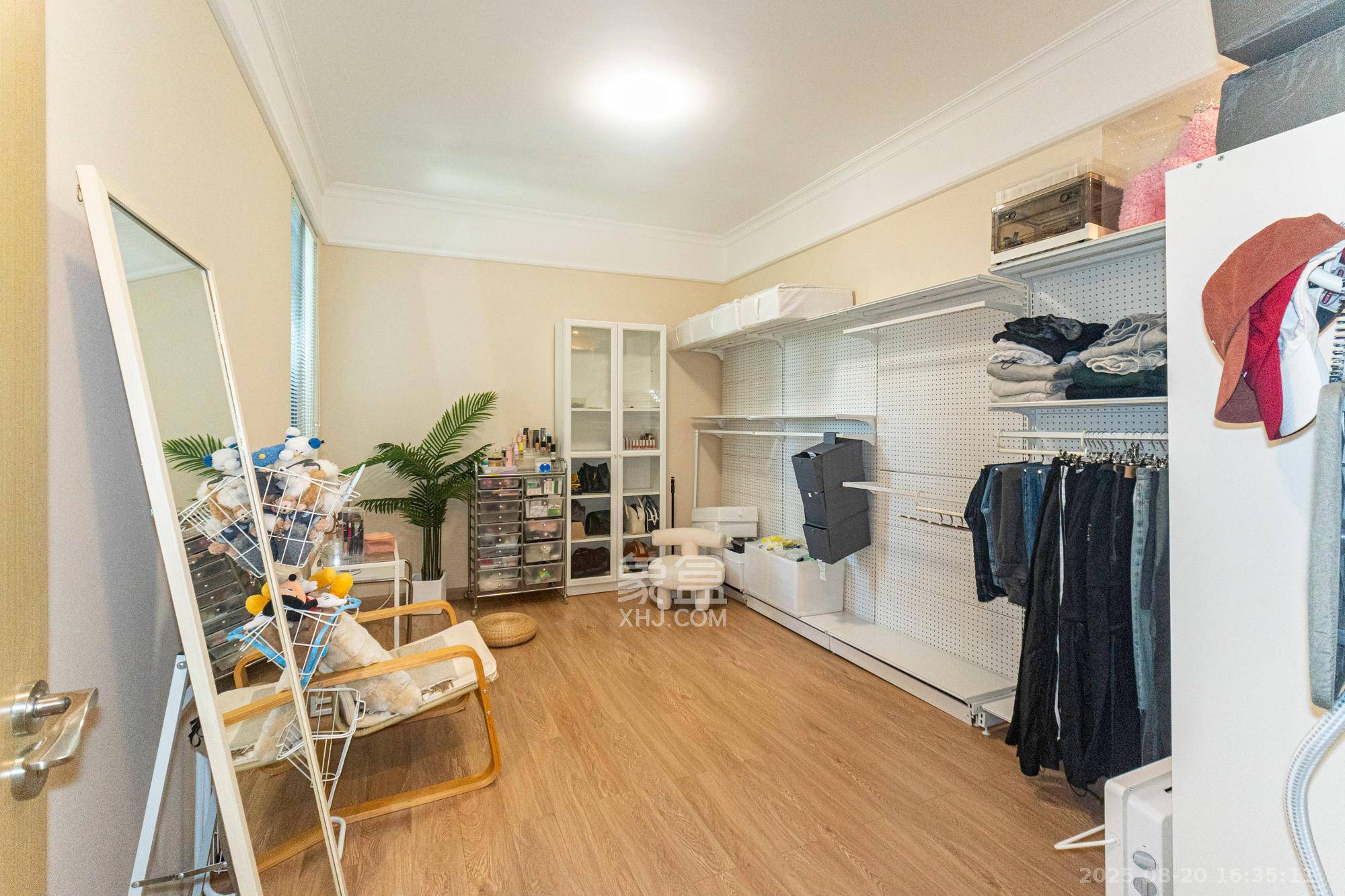 运达锦绣广场 3室1厅1卫 134.0万 运达锦绣广场 3室1厅1卫 134.0万卧室