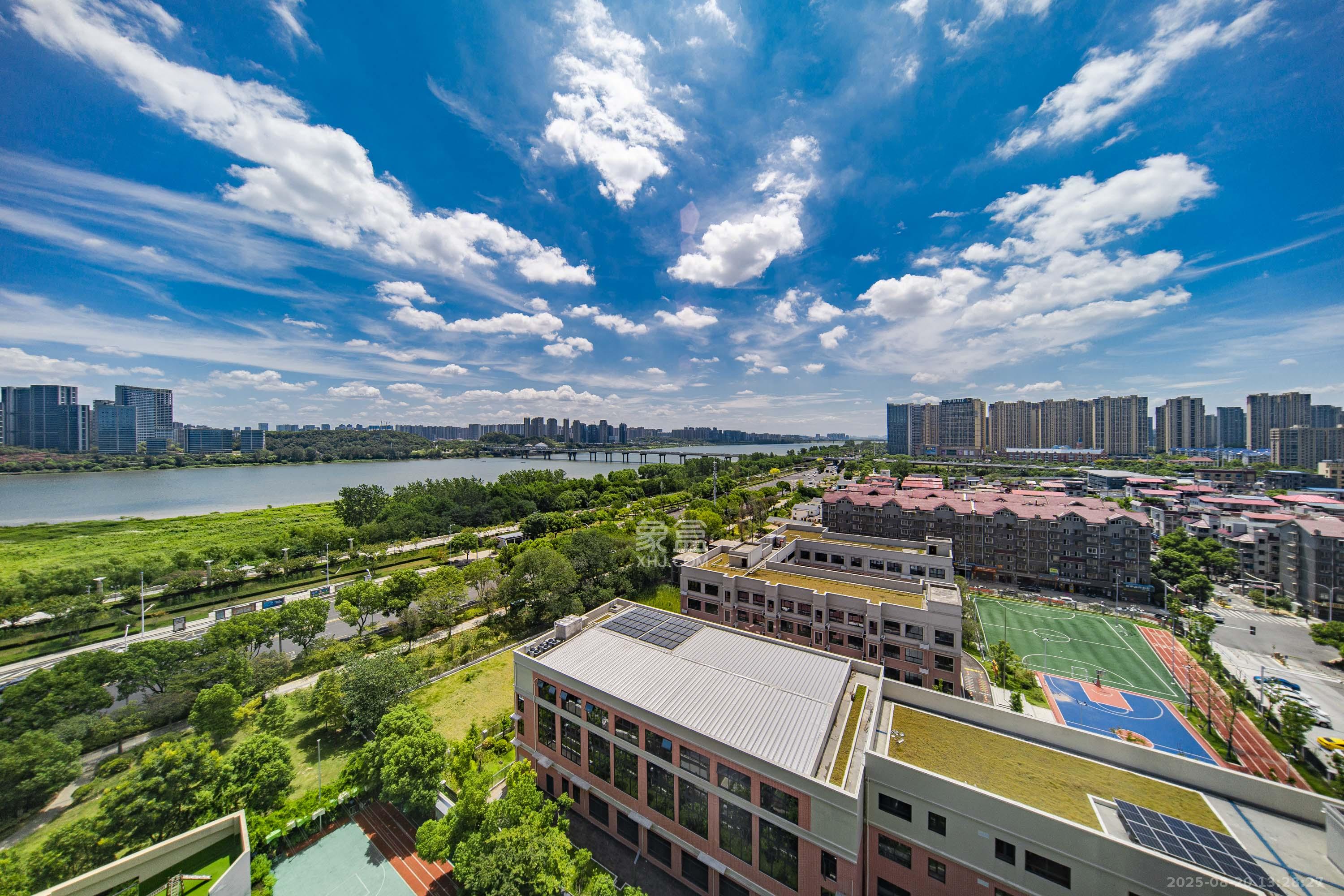 万科金域缇香 3室2厅2卫 140.0万 万科金域缇香 3室2厅2卫 140.0万其他