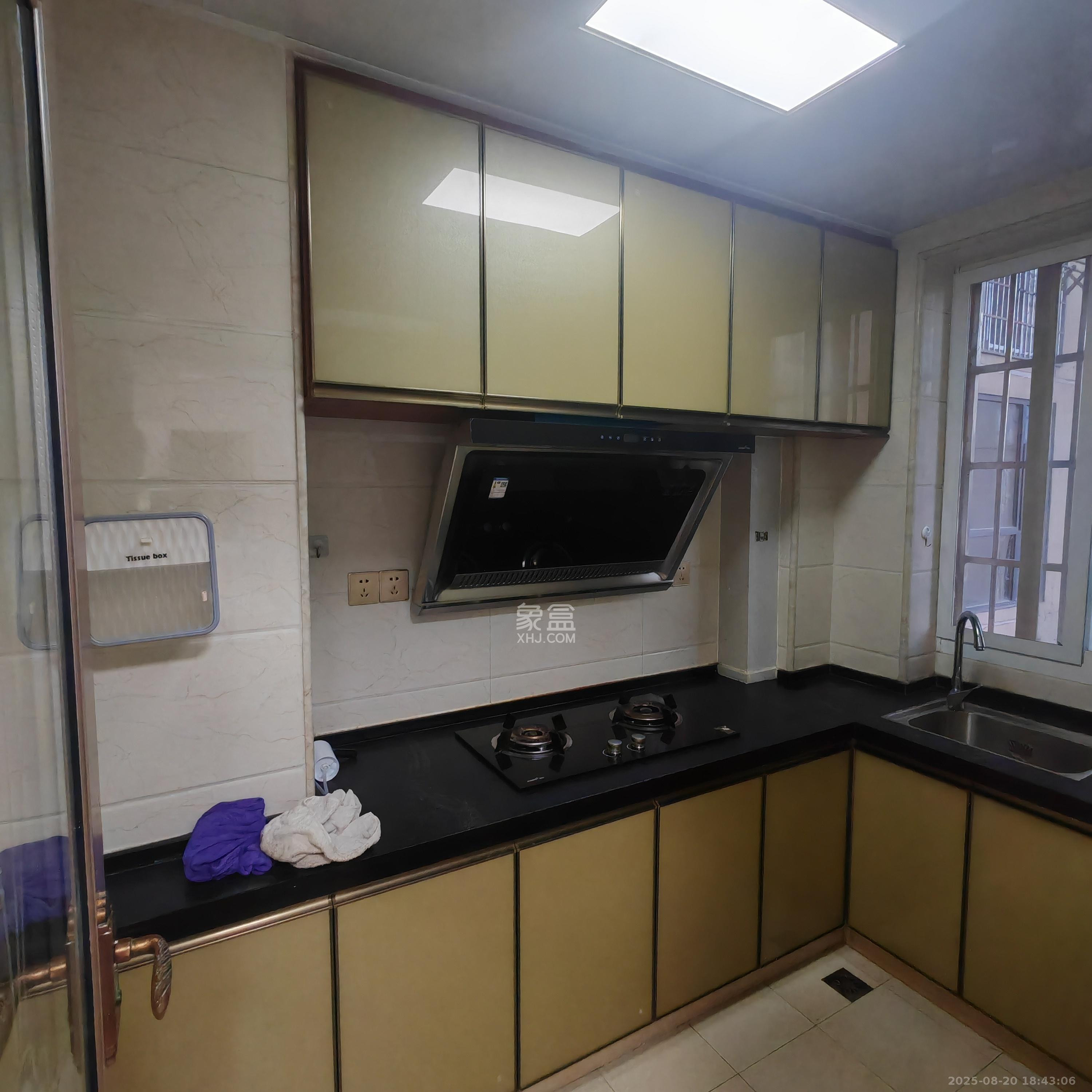 洋湖和园(福联嘉苑)  2室1厅1卫    1800.0元/月 洋湖和园(福联嘉苑)  2室1厅1卫    1800.0元/月室内图