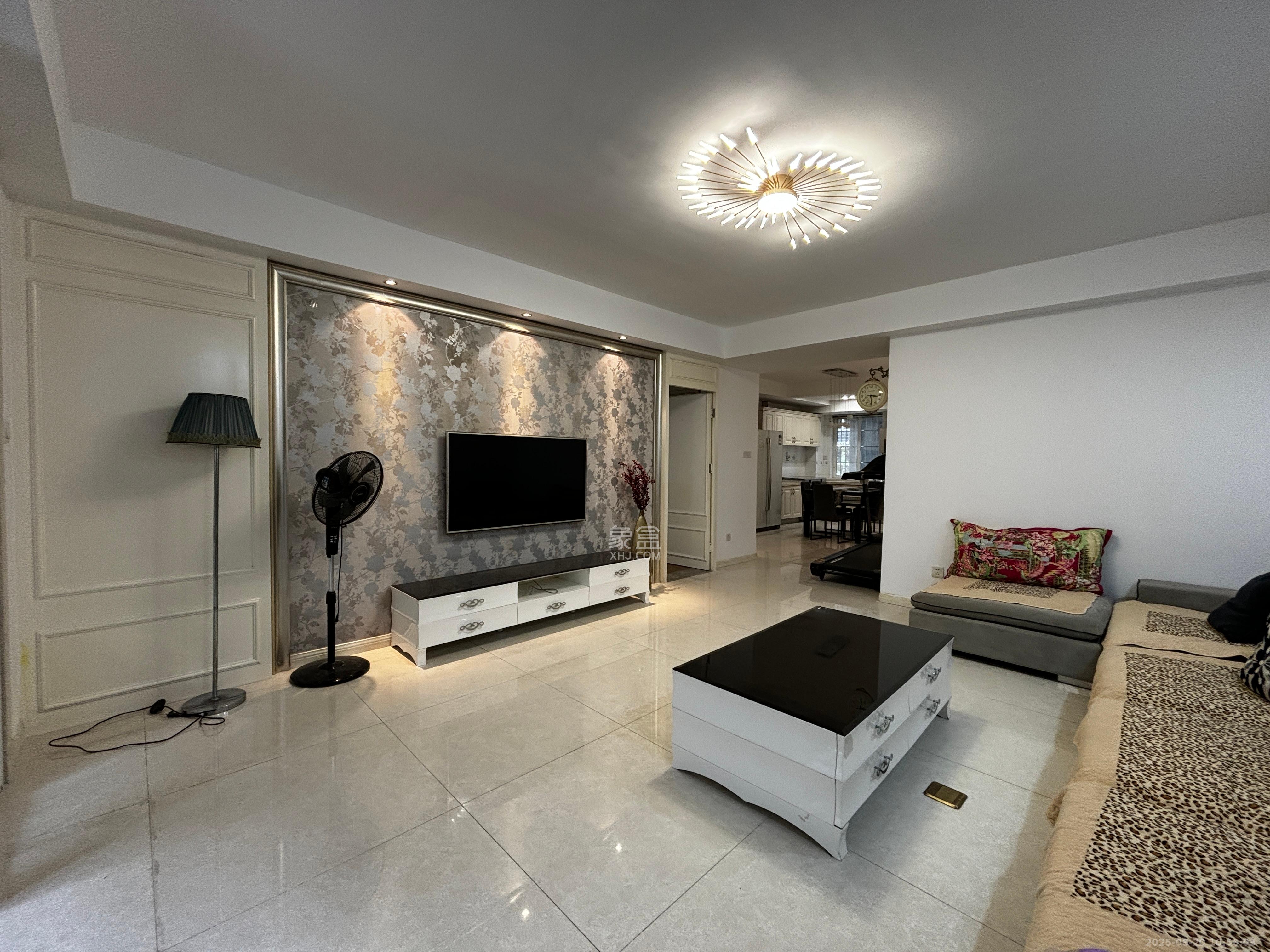 申奥美域 3室2厅2卫 3100.0元/月 申奥美域 3室2厅2卫 3100.0元/月室内图