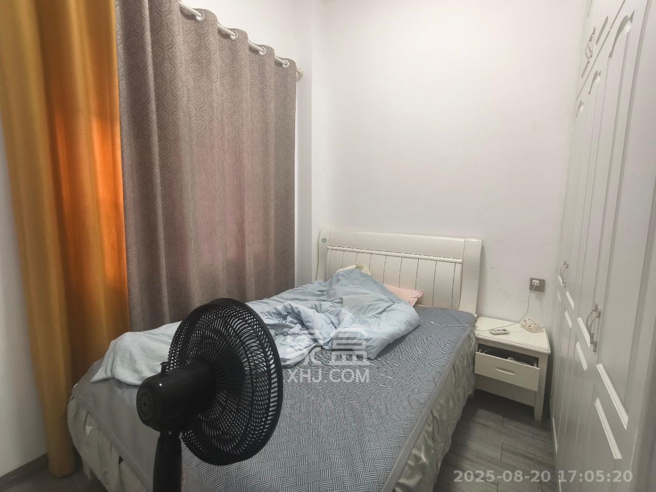 裕天国际商汇中心 1室1厅1卫 1500.0元/月 裕天国际商汇中心 1室1厅1卫 1500.0元/月室内图