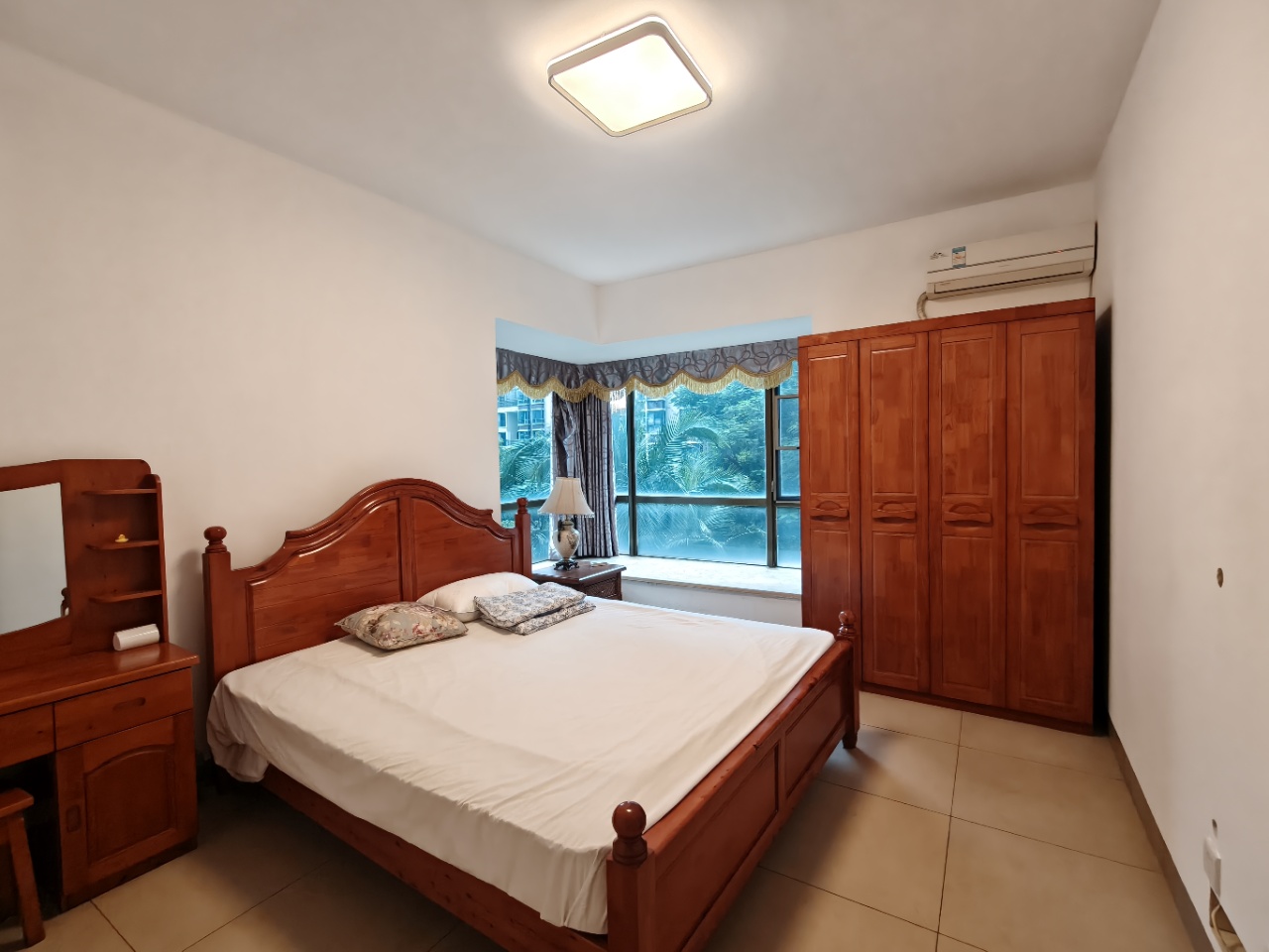 城市海岸一期 2室2厅1卫 2300.0元/月 城市海岸一期 2室2厅1卫 2300.0元/月室内图