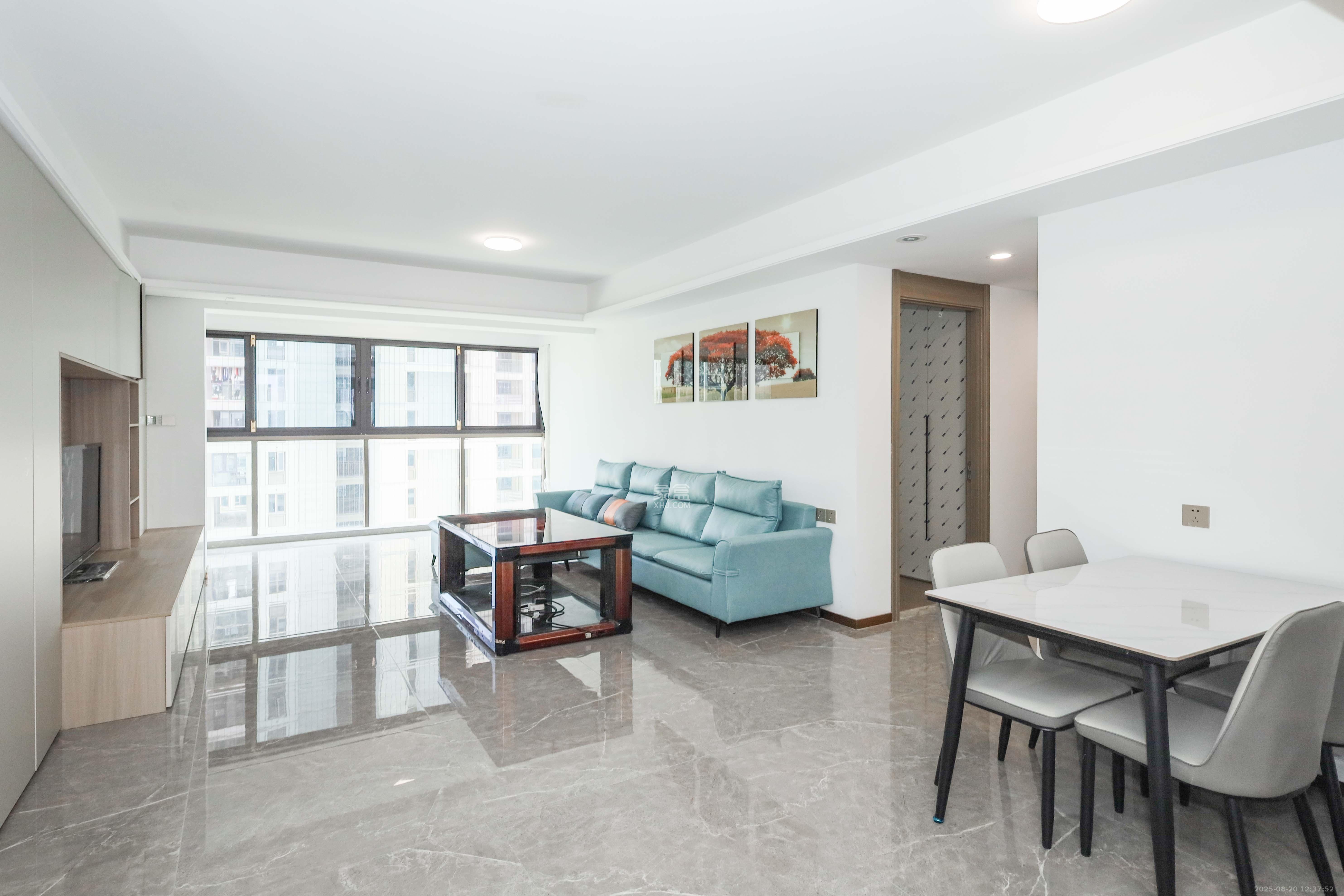 长沙溪山悦 4室2厅2卫 125.0万 长沙溪山悦 4室2厅2卫 125.0万客厅