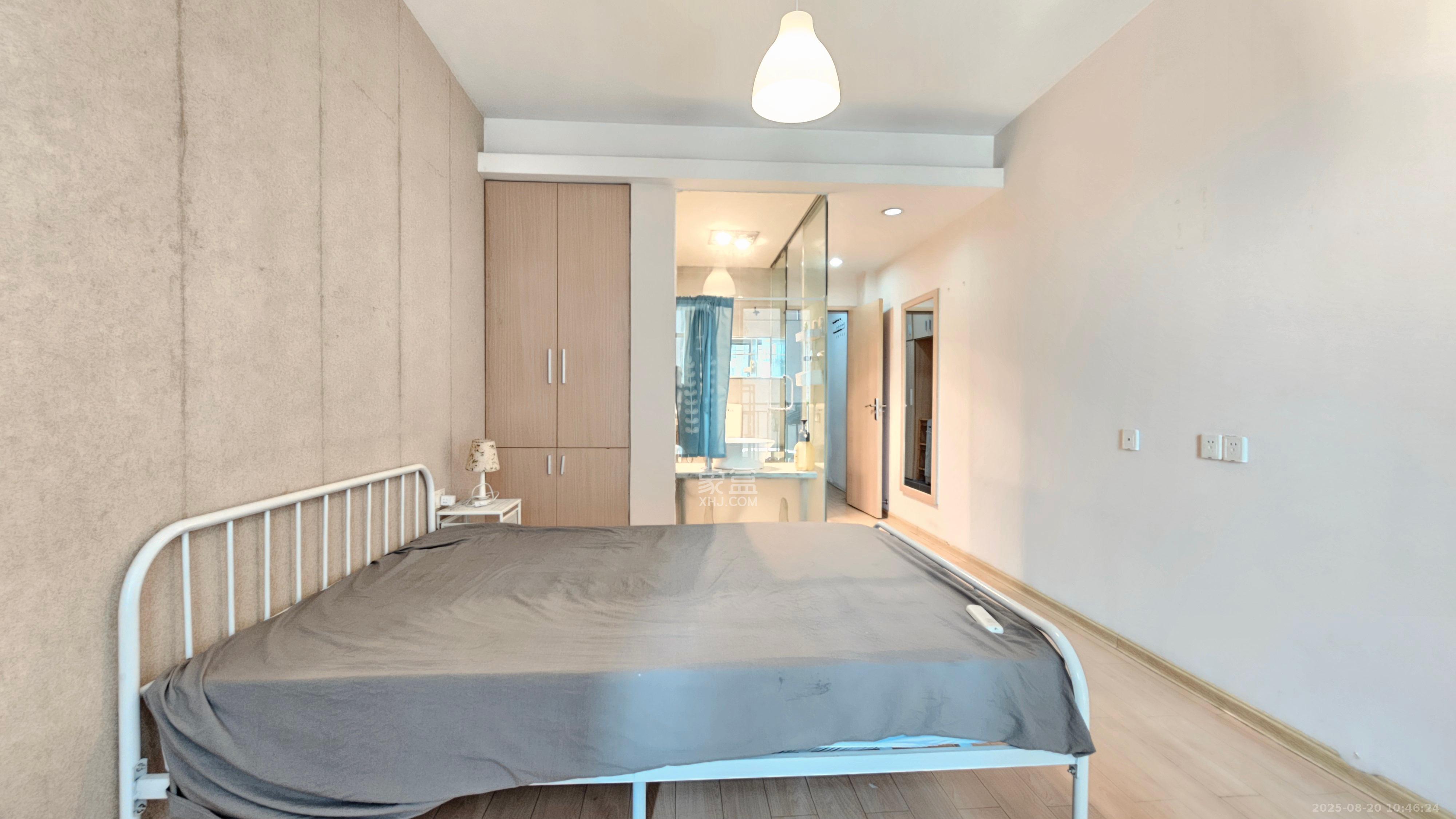 华润凤凰城一期 1室1厅1卫 1500.0元/月 华润凤凰城一期 1室1厅1卫 1500.0元/月室内图