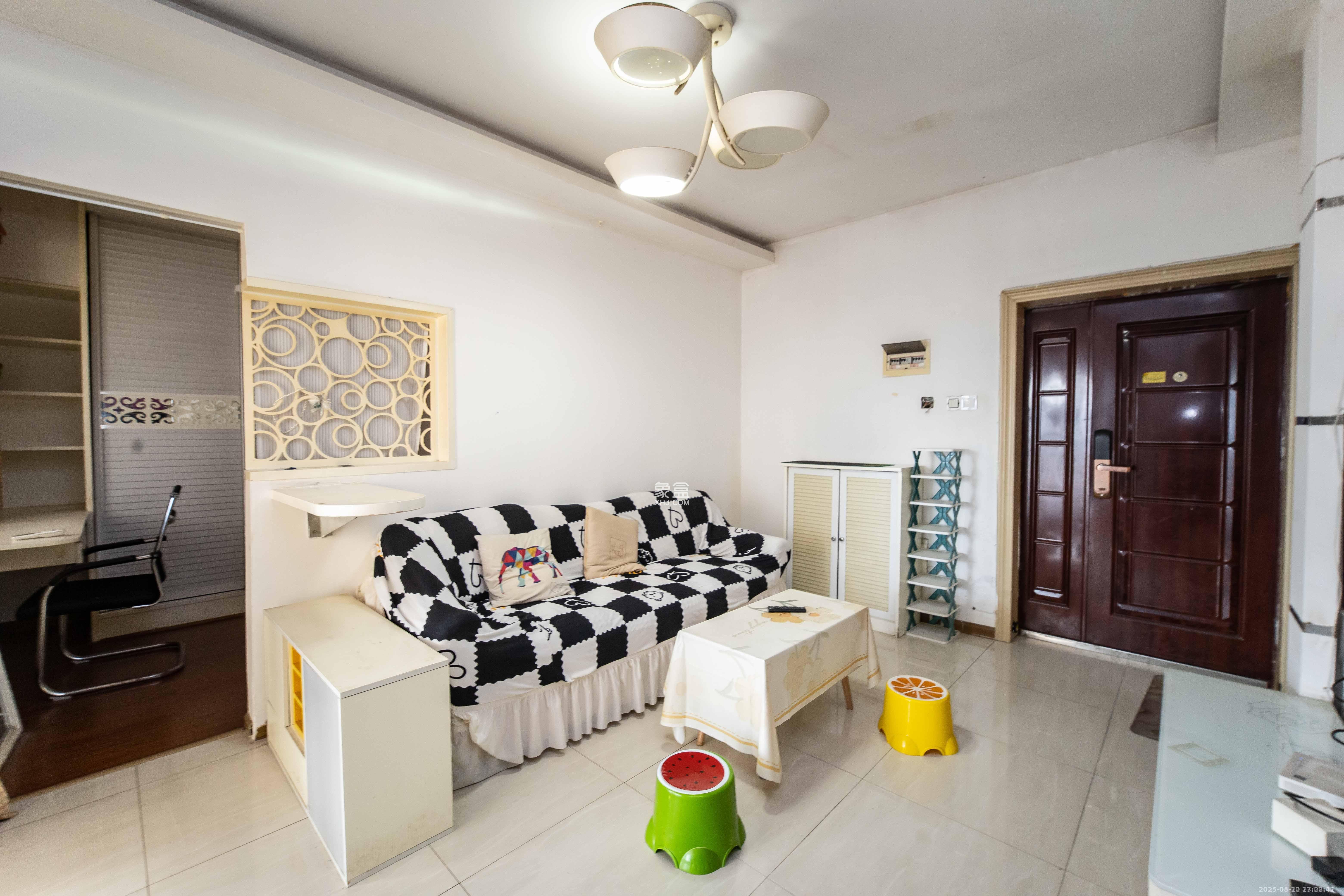 上东辛顿公寓 1室1厅1卫 1700.00元/月 上东辛顿公寓 1室1厅1卫 1700.00元/月室内图