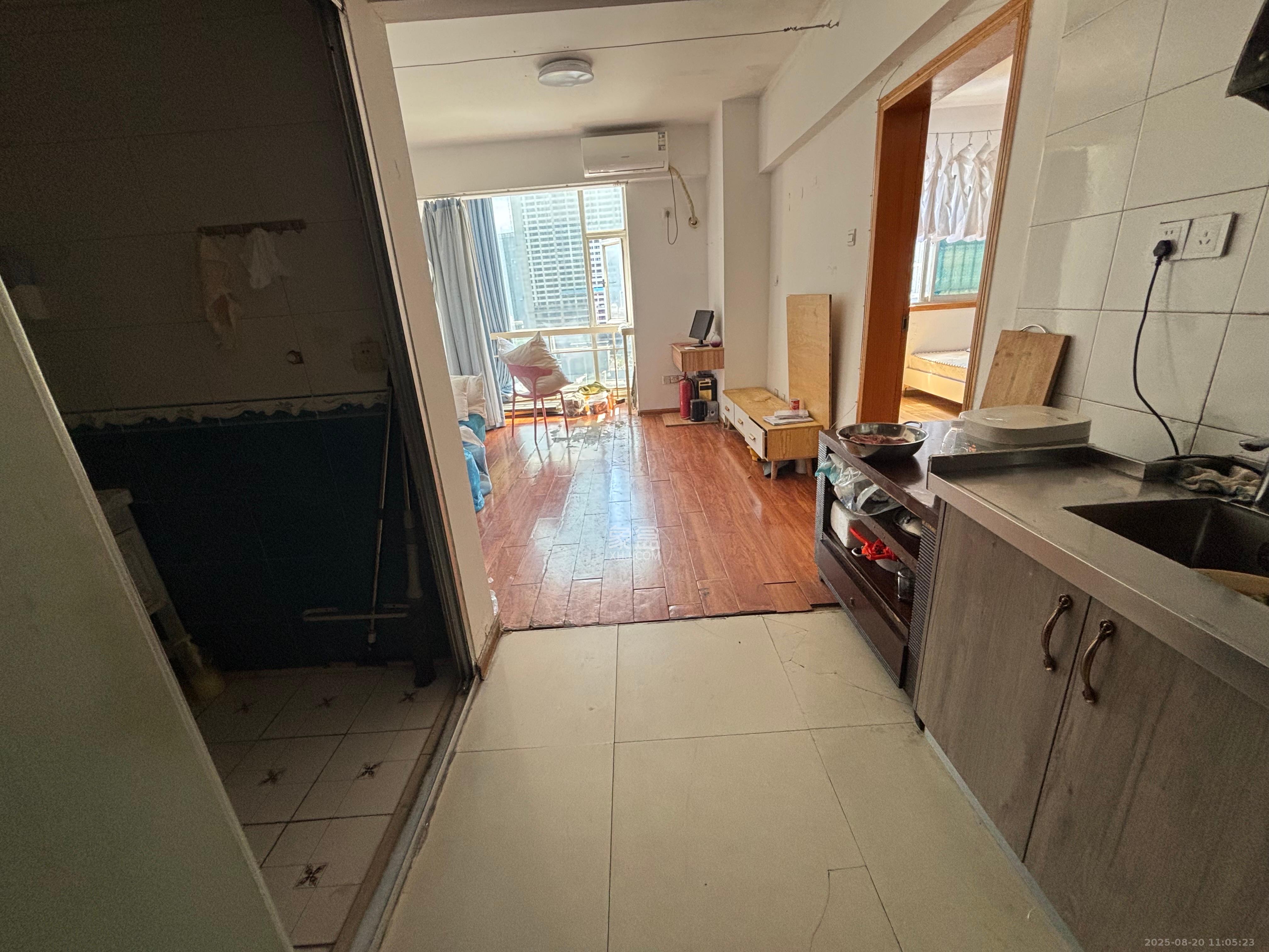 英尚国际 1室1厅1卫 2400.0元/月 英尚国际 1室1厅1卫 2400.0元/月室内图