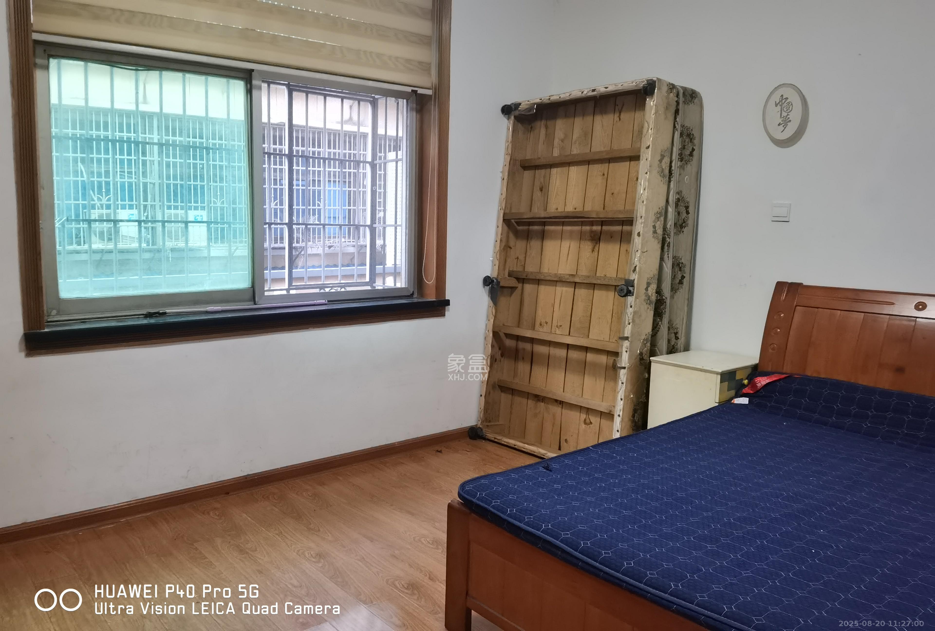 星沙六区  3室2厅1卫    1200.0元/月室内图