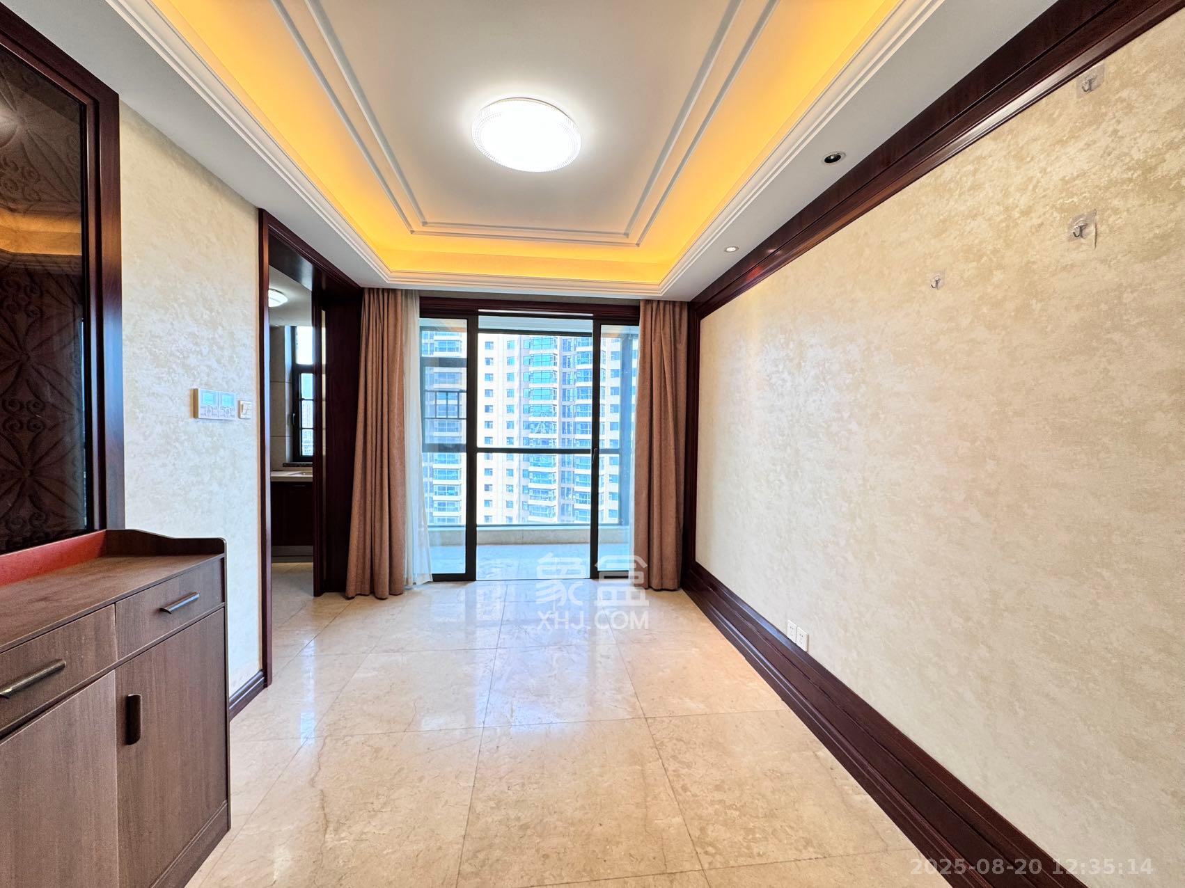 运达中央广场一、二期 3室2厅2卫 8000.0元/月 运达中央广场一、二期 3室2厅2卫 8000.0元/月室内图